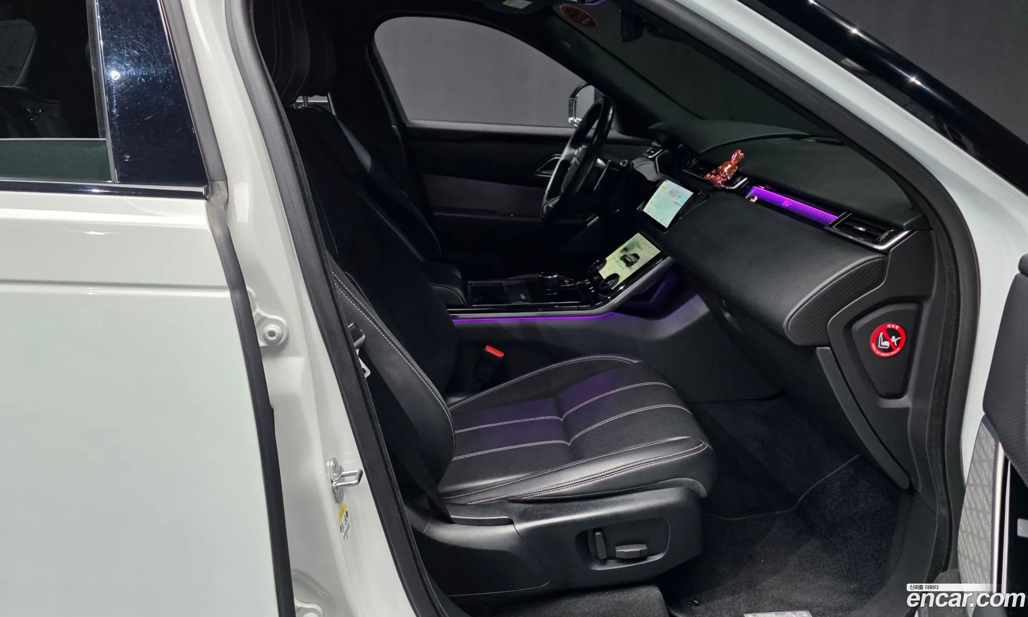 Land Rover Range Rover Velar 2017 — 3