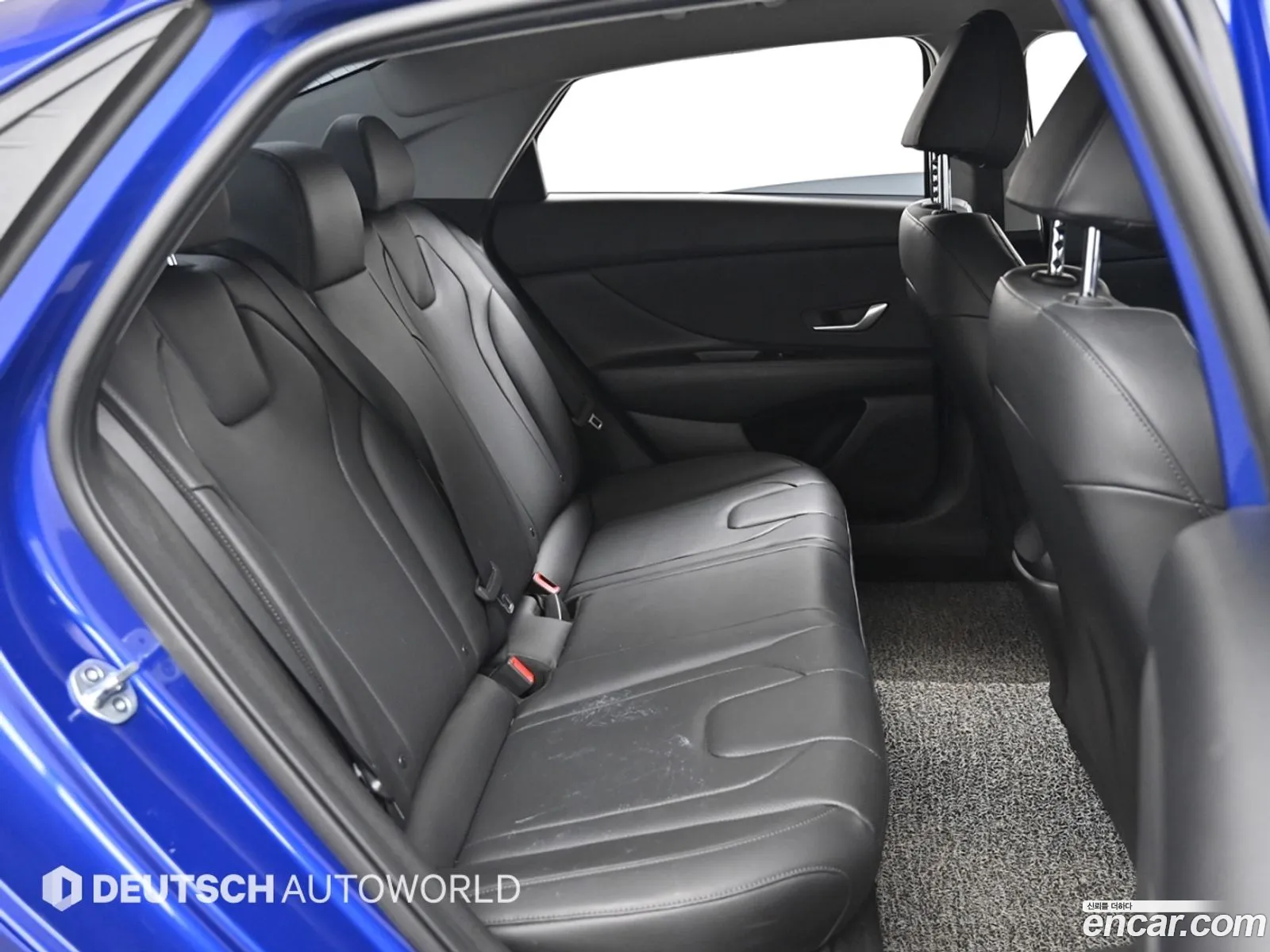 Hyundai Elantra 2023 — 2