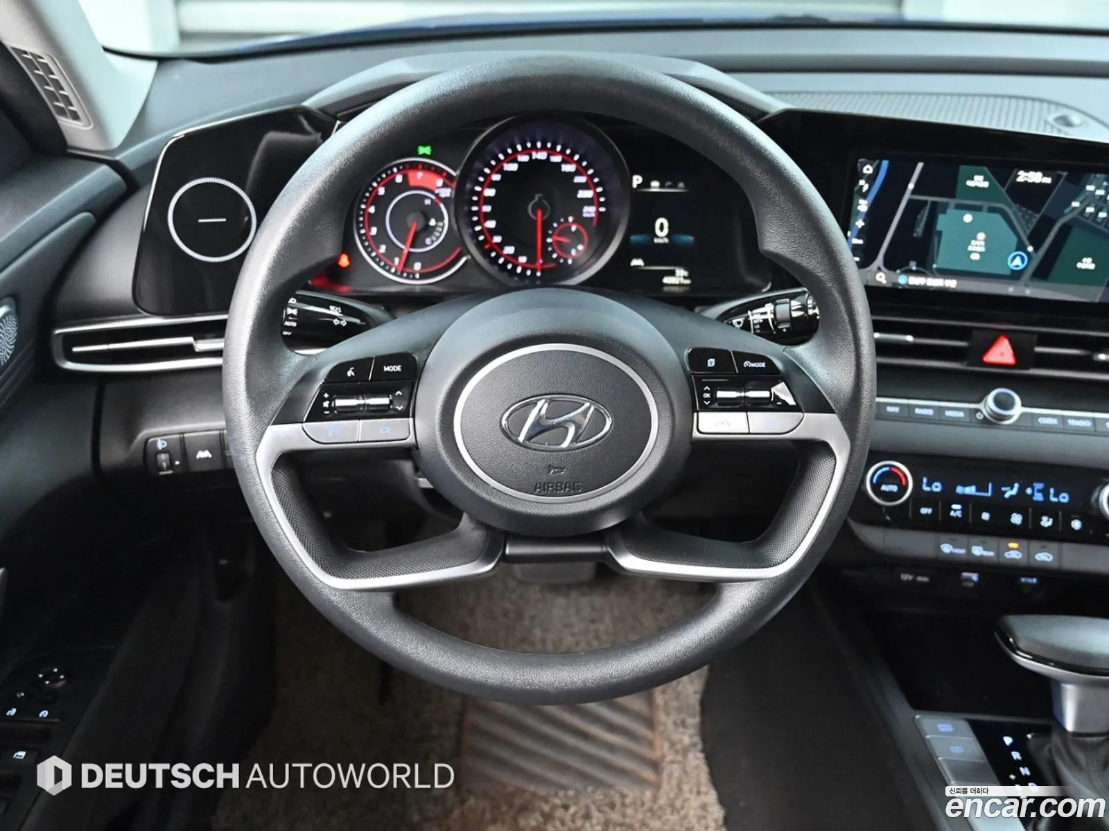 Hyundai Elantra 2023 — 13