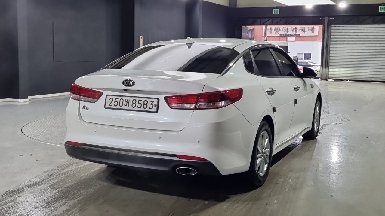 Kia K5 2017 — 3