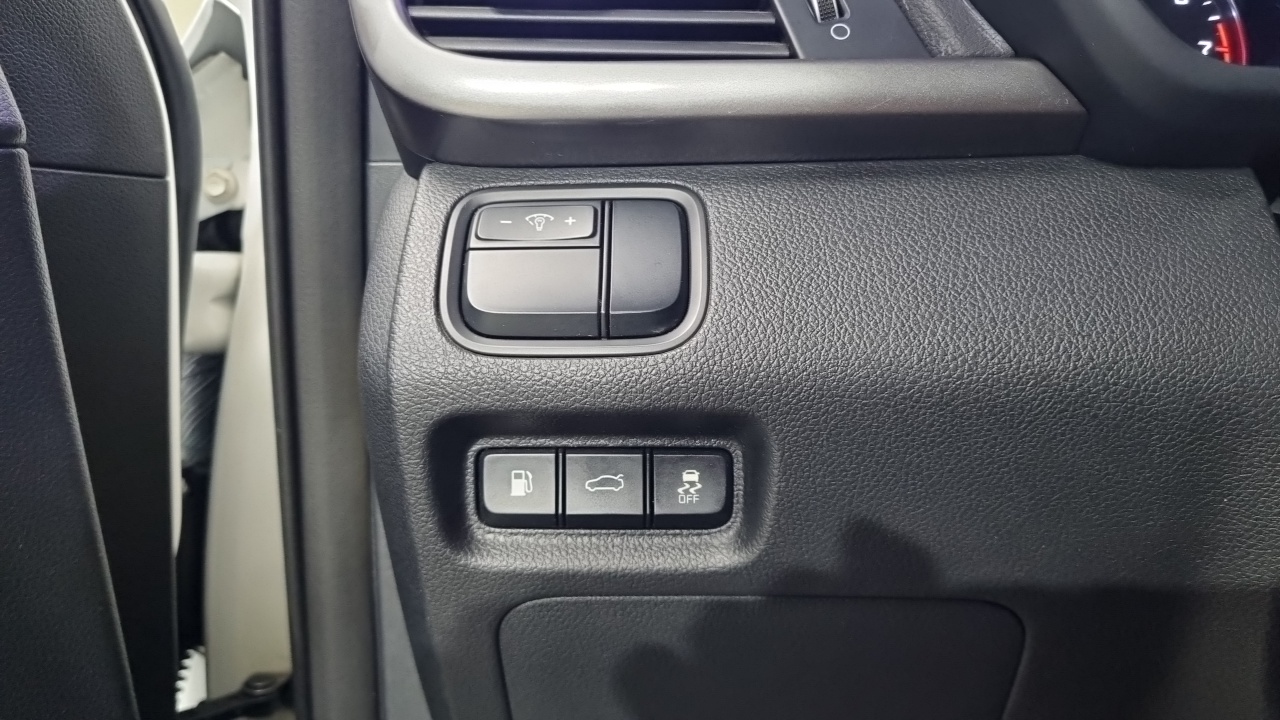 Kia K5 2017 — 5
