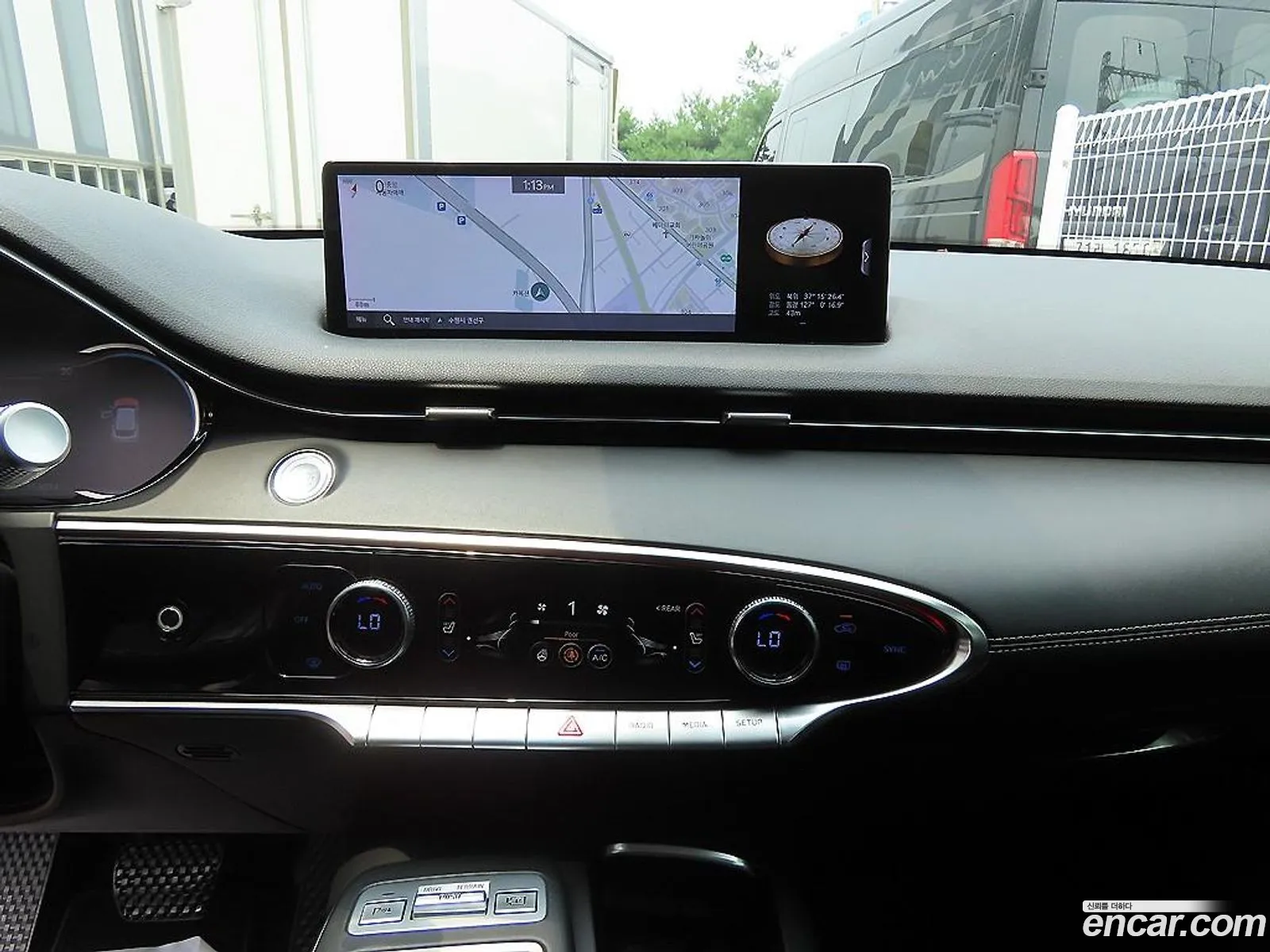 Genesis GV70 2021 — 8