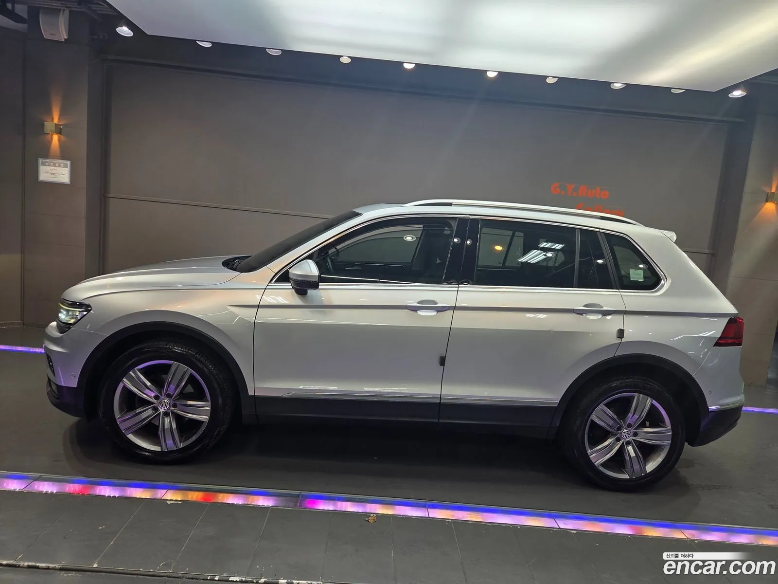 Volkswagen Tiguan 2018 — 16
