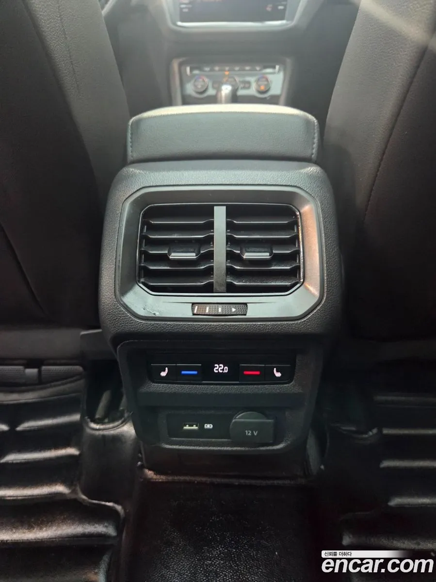 Volkswagen Tiguan 2018 — 12