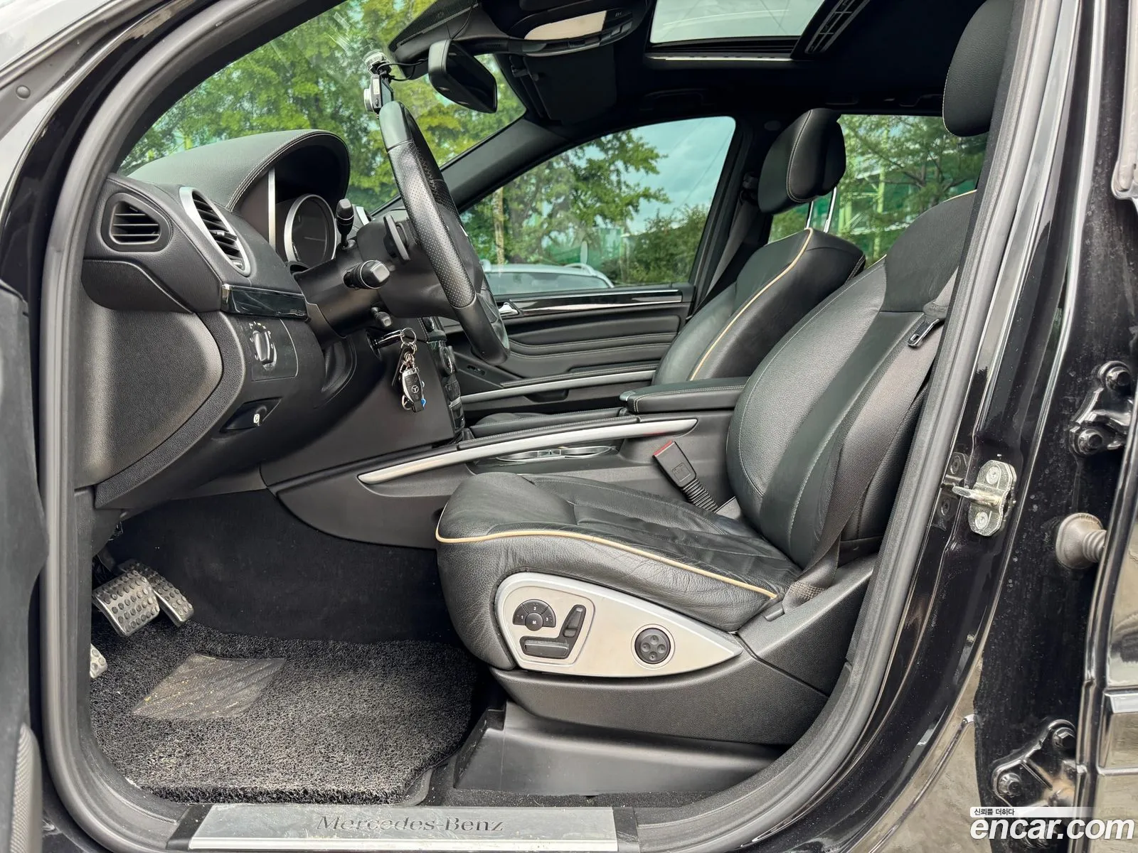 Mercedes-Benz M-Class W164 2011 — 14