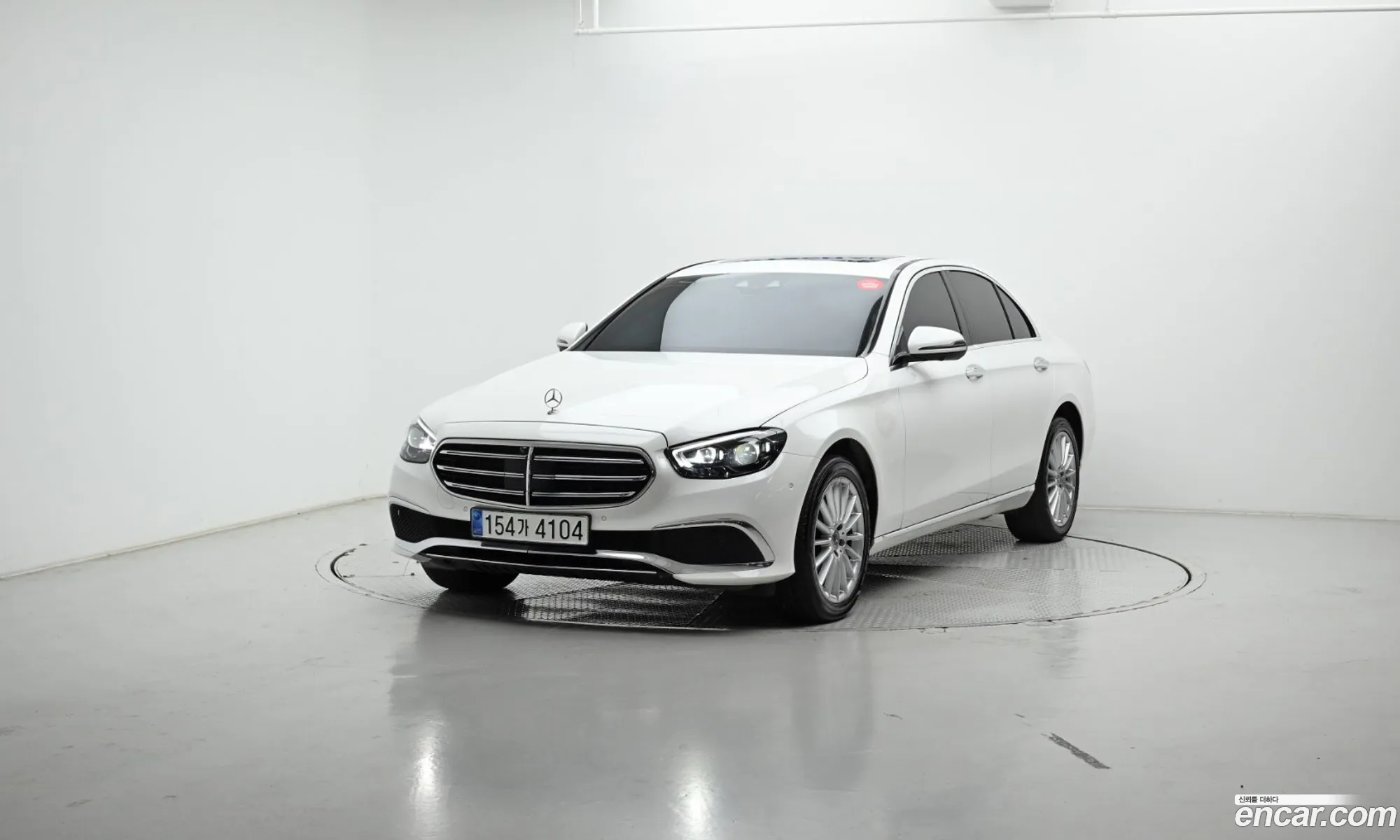 Mercedes-Benz E-Class W213 2023 — 15