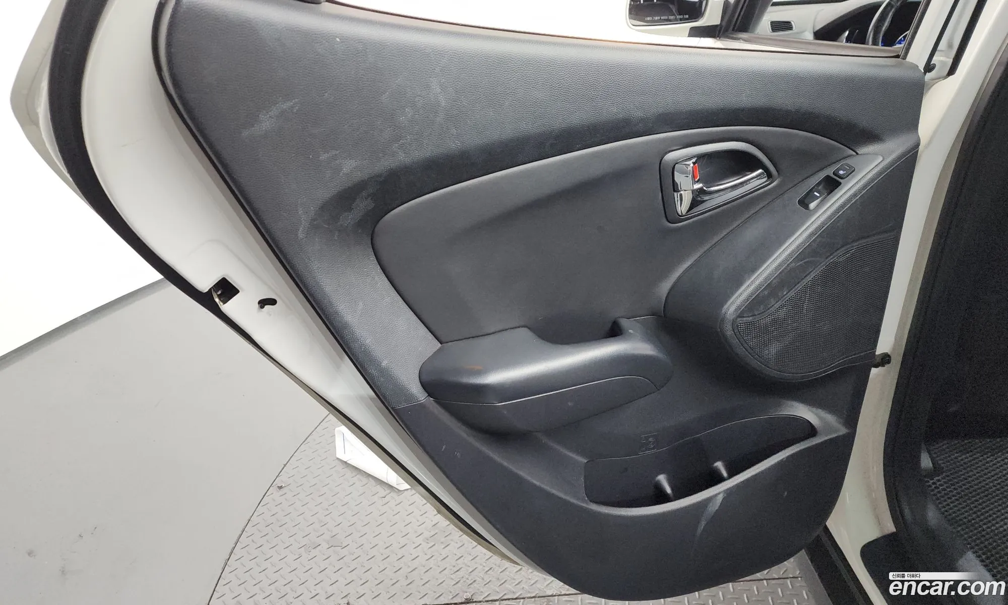 Hyundai Tucson ix 2012 KMHJU81VBDU616676 — 8