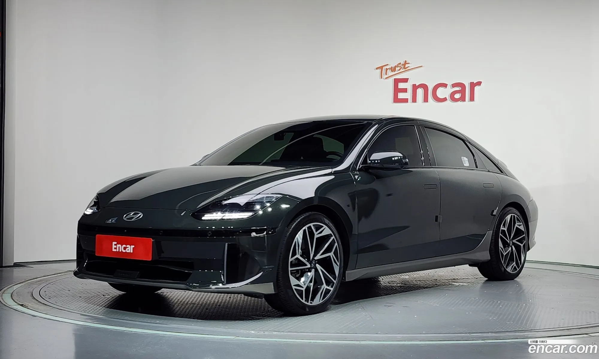 Hyundai Ioniq 6 2023 KMHM541AFPA030161 — 10