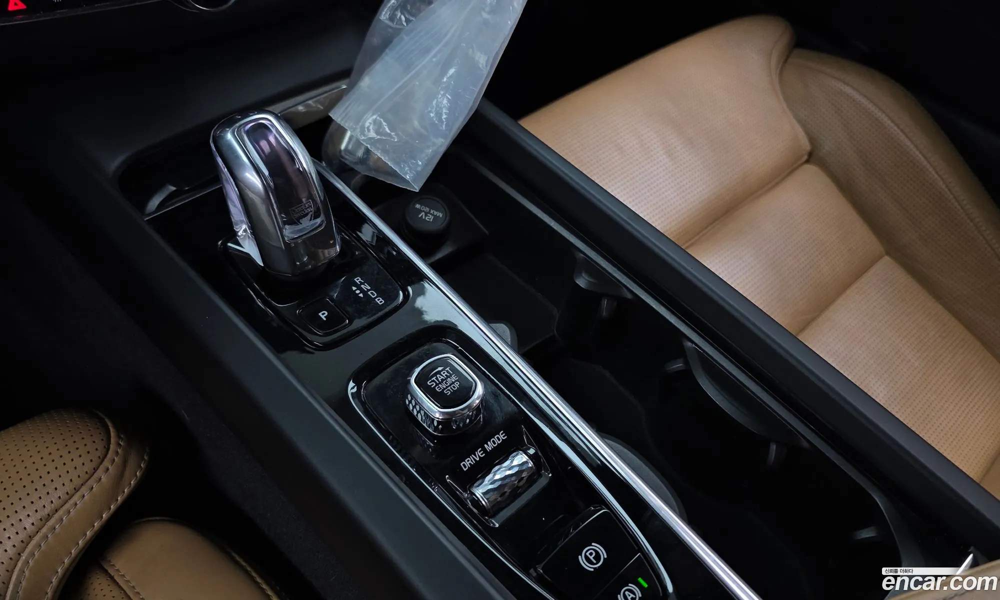 Volvo XC60 2018 — 2