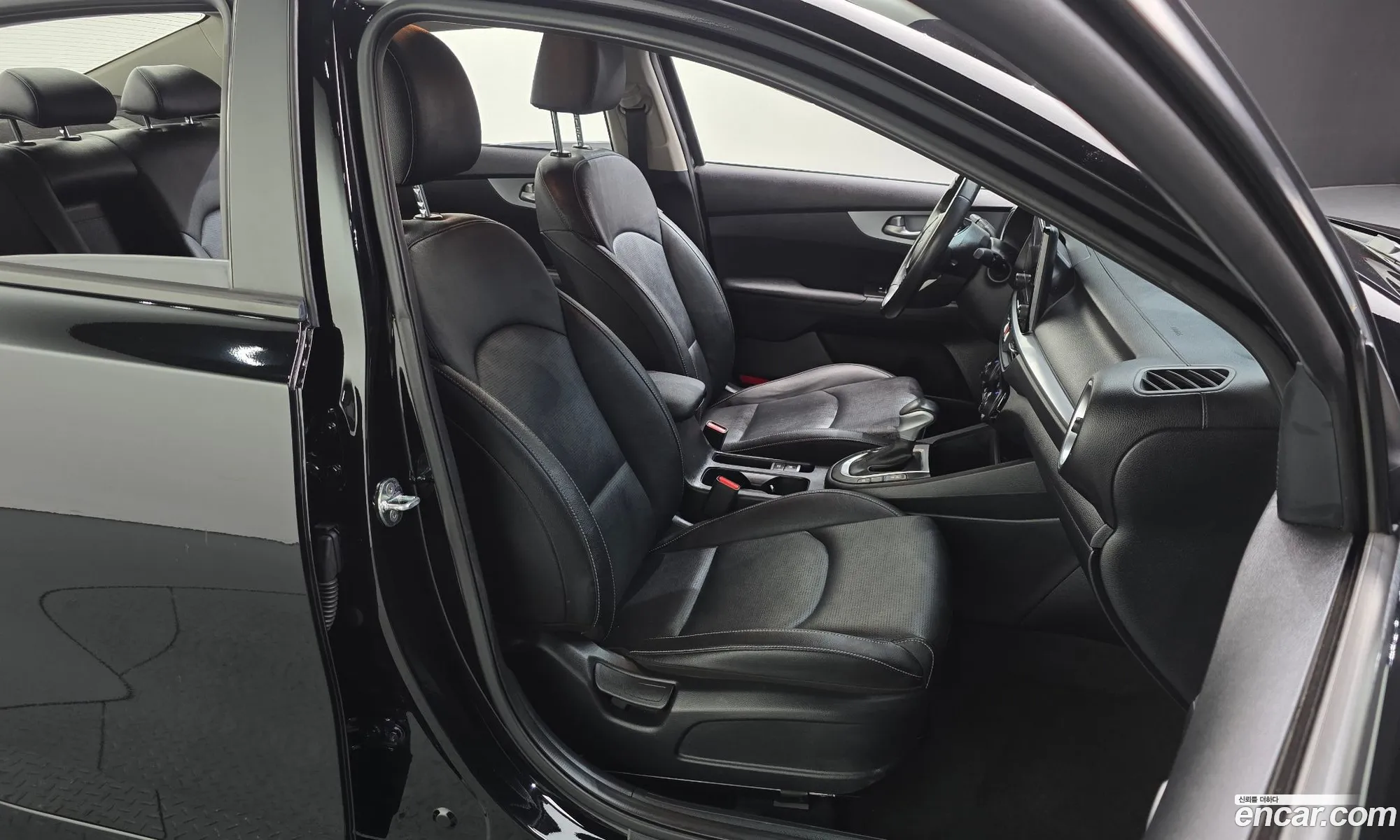 Kia K3 2022 KNAF241BENA154531 — 4