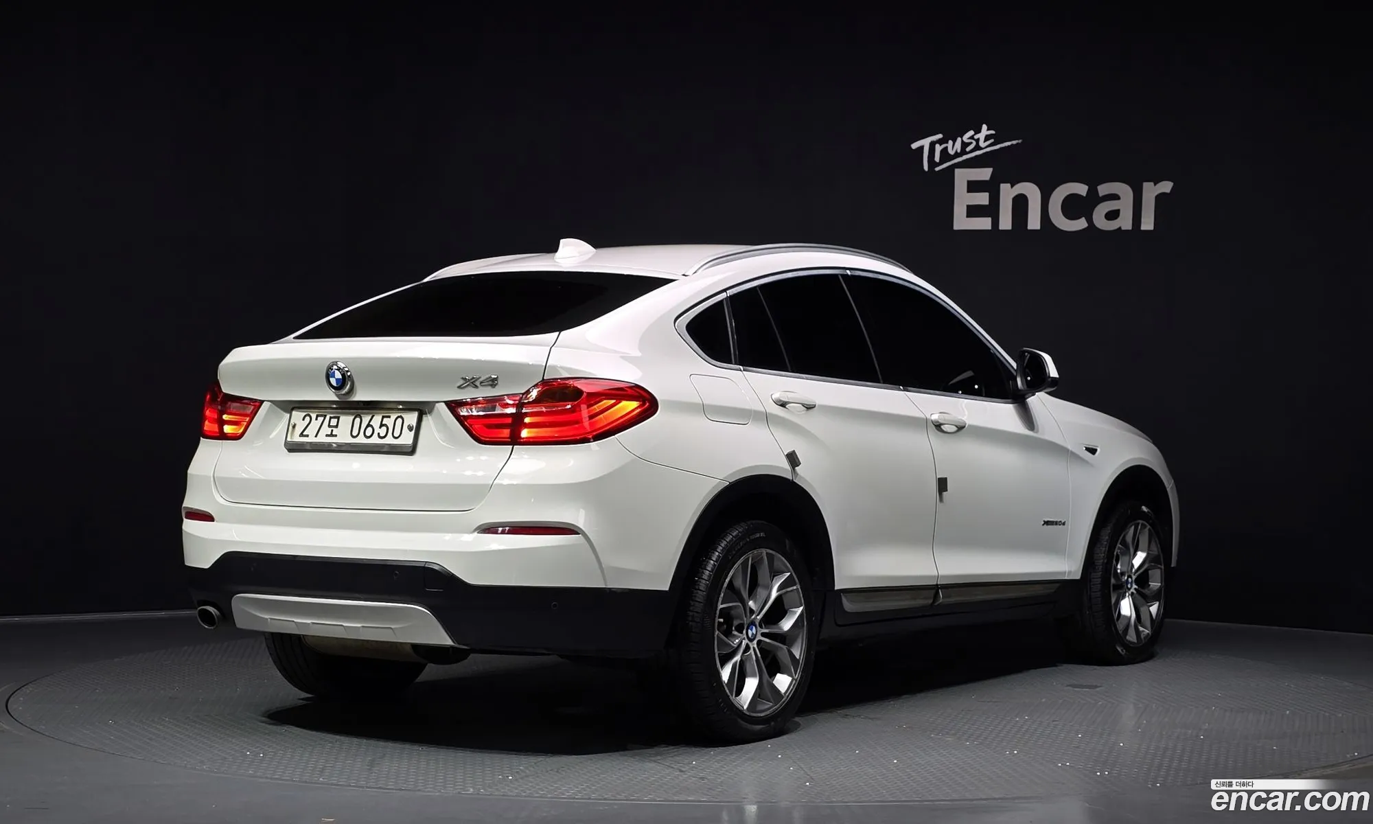 BMW X4 2016 — 12