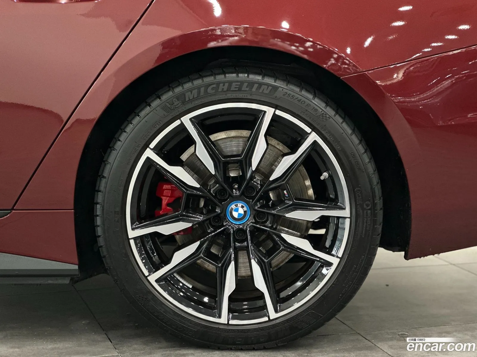 BMW i4