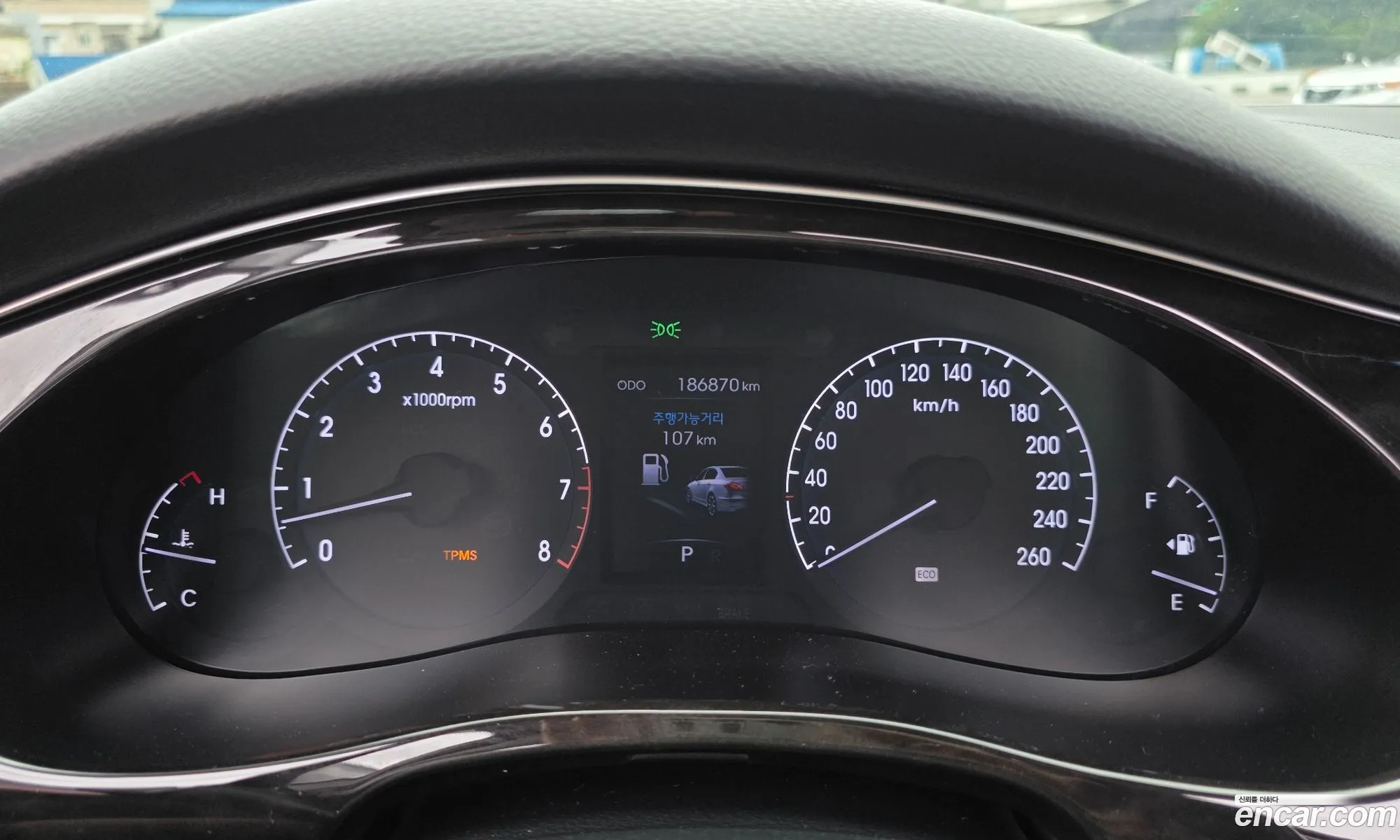 Hyundai Genesis 2011 KMHGC41DBCU157932 — 25