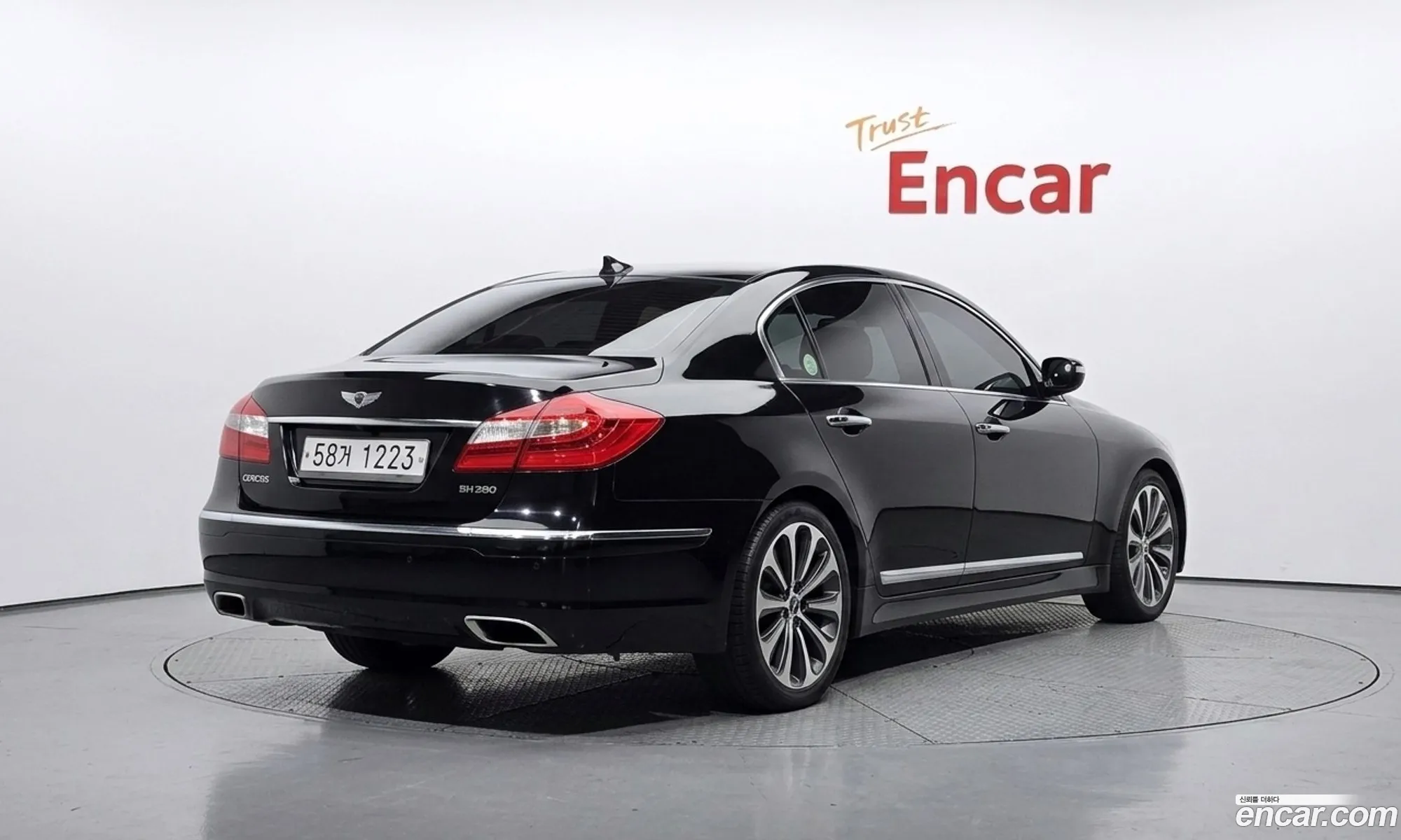 Hyundai Genesis 2011 KMHGC41DBCU157932 — 11