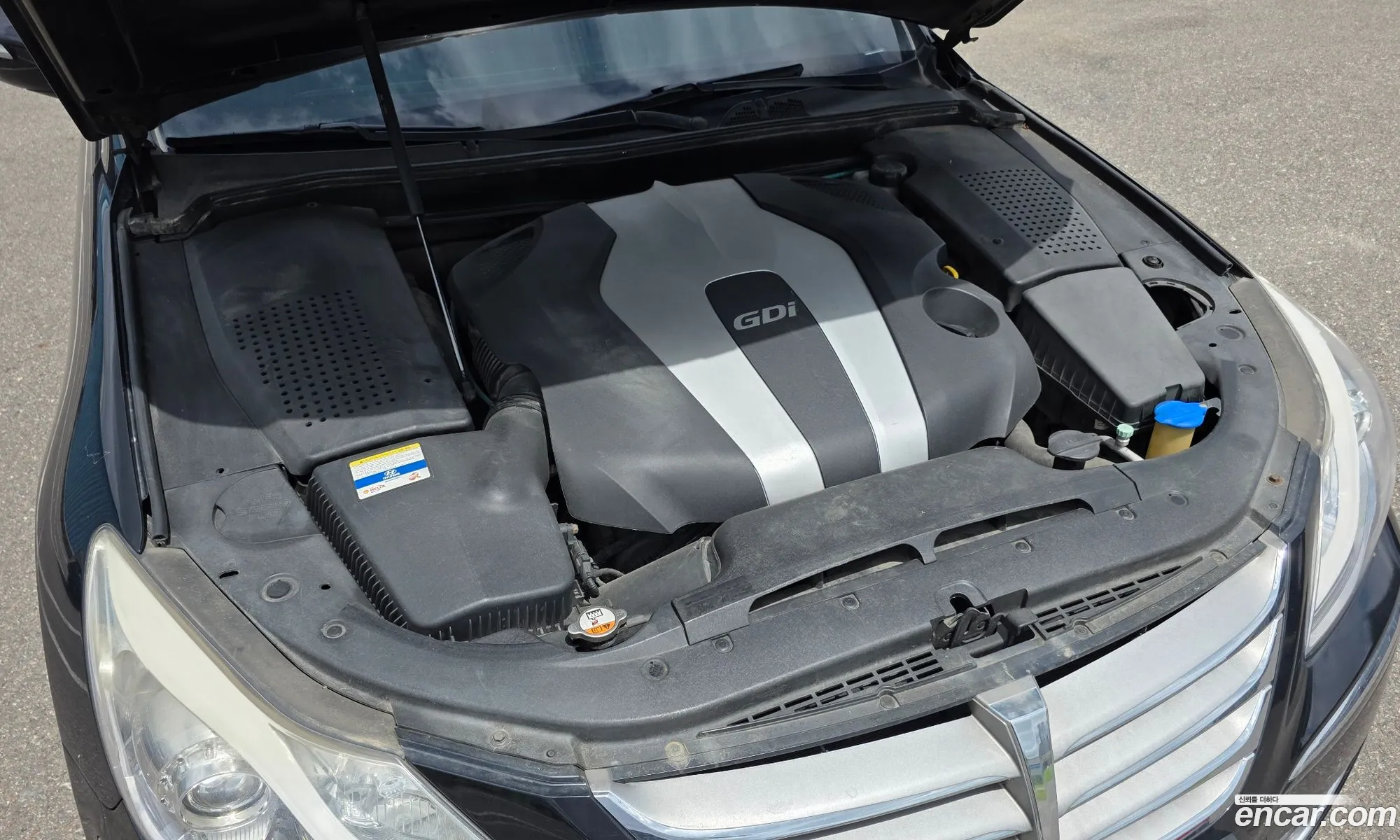Hyundai Genesis 2011 KMHGC41DBCU157932 — 13