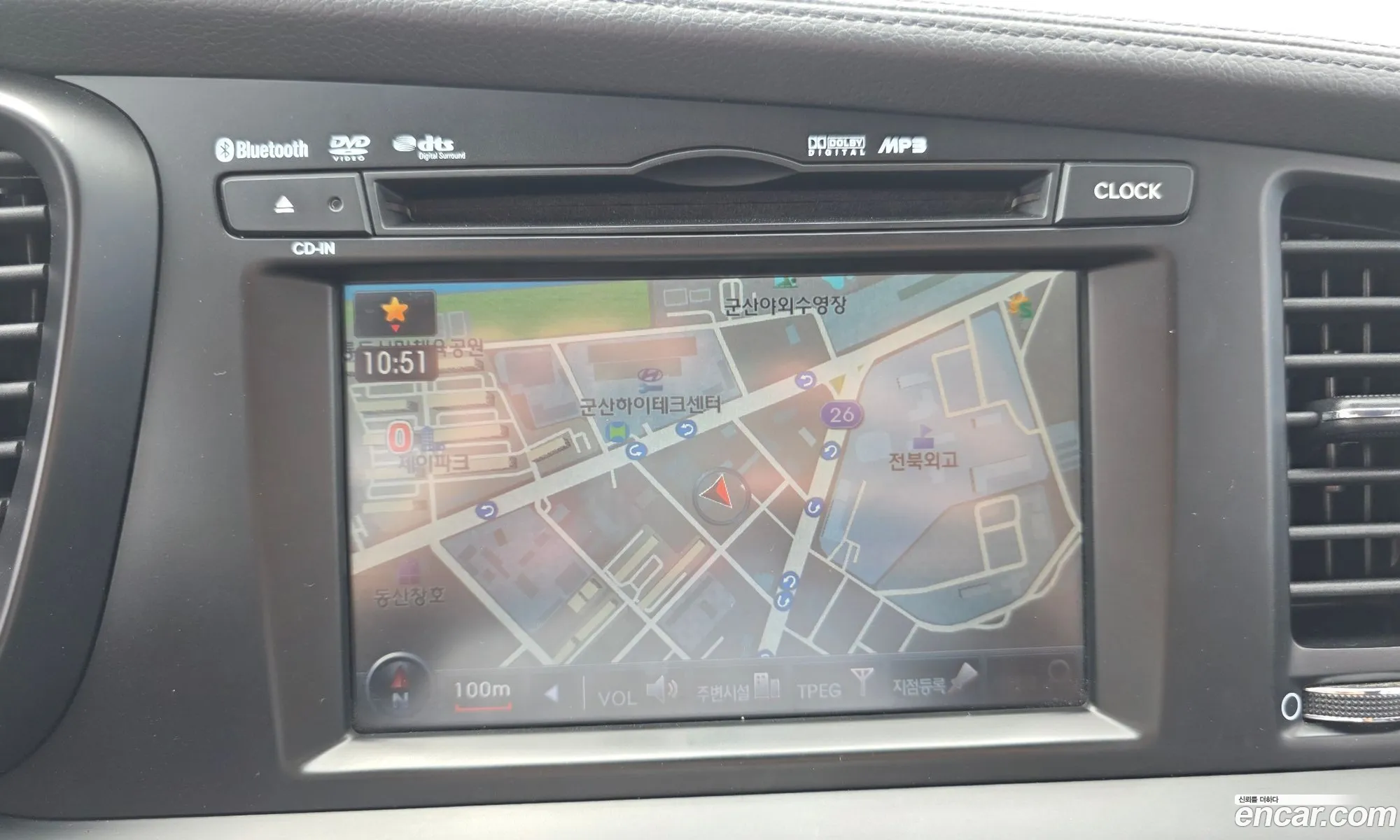 Kia K5 2010 — 14