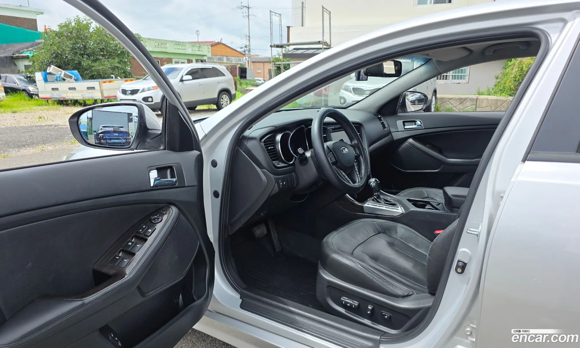 Kia K5 2010 — 25