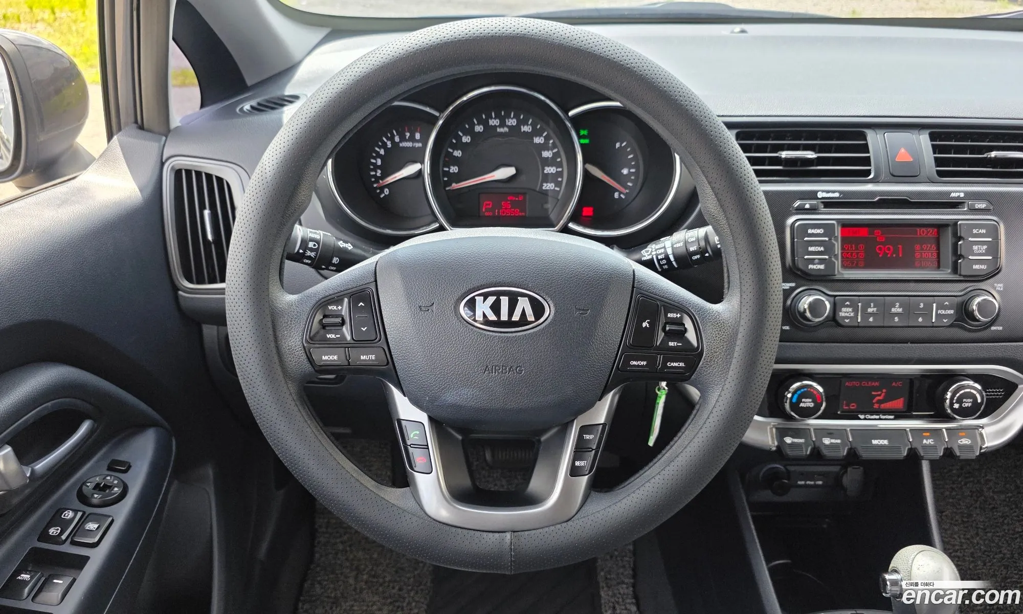 Kia Pride 2013 KNADN513BDS838684 — 9