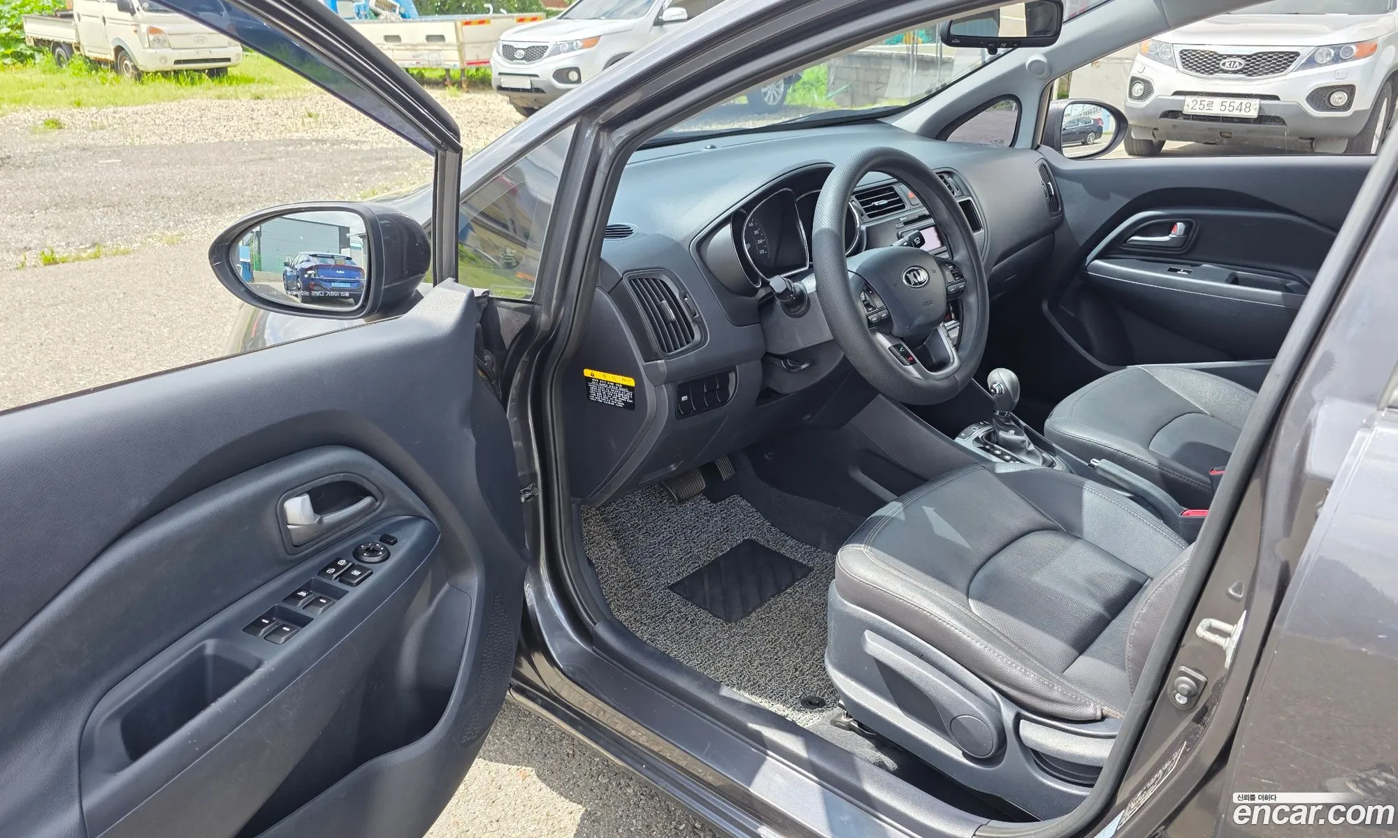 Kia Pride 2013 KNADN513BDS838684 — 13