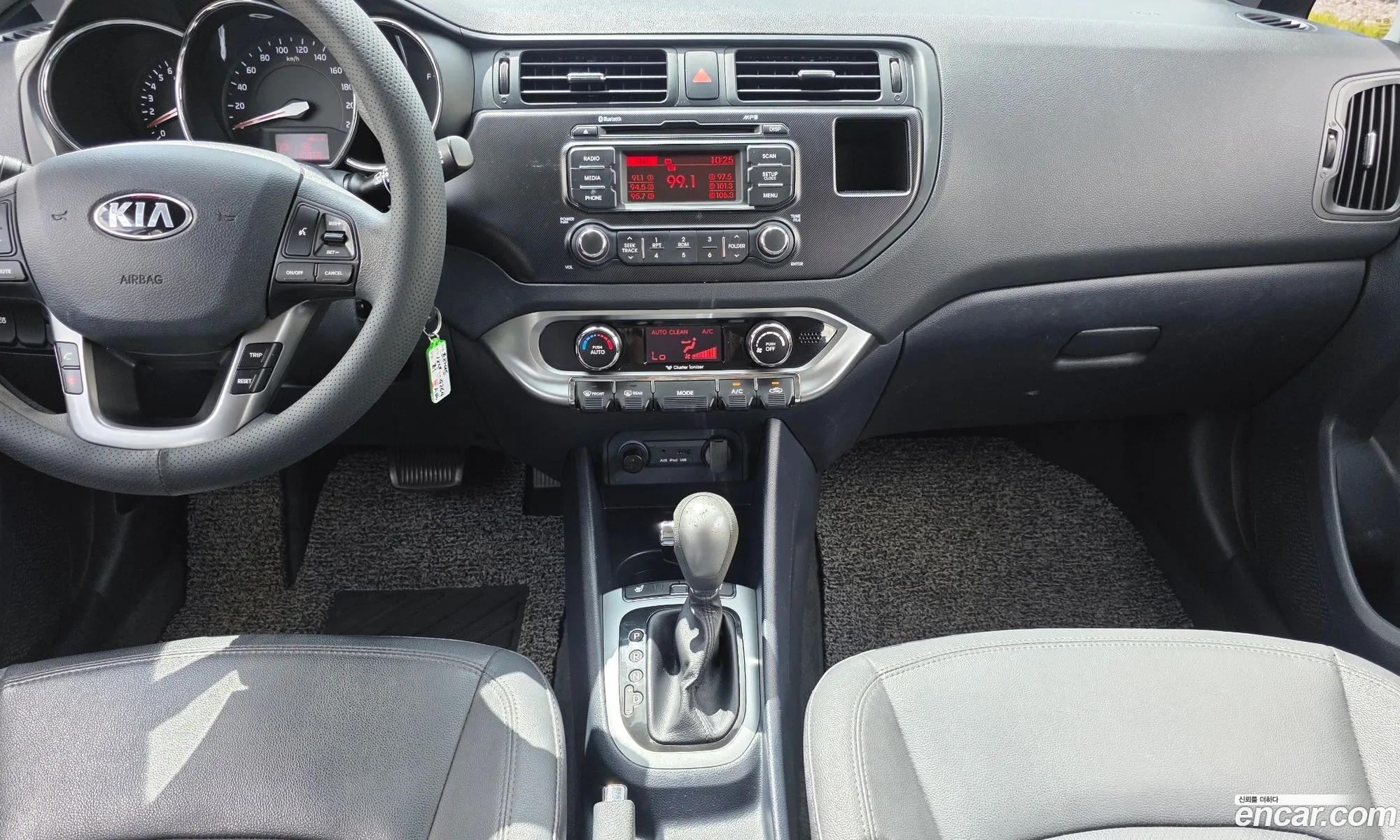 Kia Pride 2013 KNADN513BDS838684 — 3