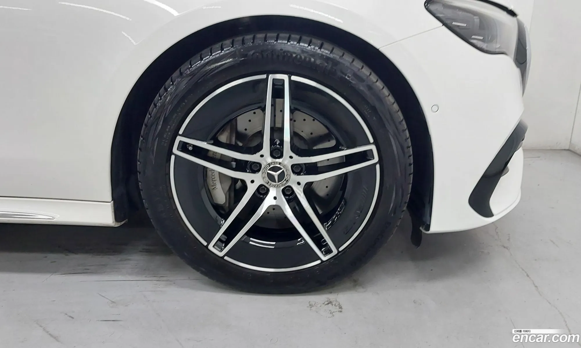Mercedes-Benz E-Class W214 2024 — 9