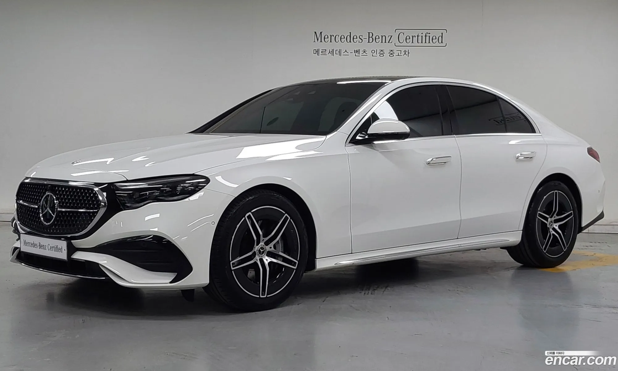 Mercedes-Benz E-Class W214 2024 — 10