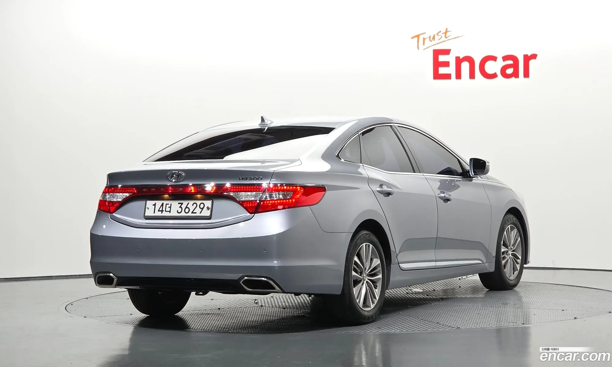 Hyundai Grandeur HG 2014 — 18
