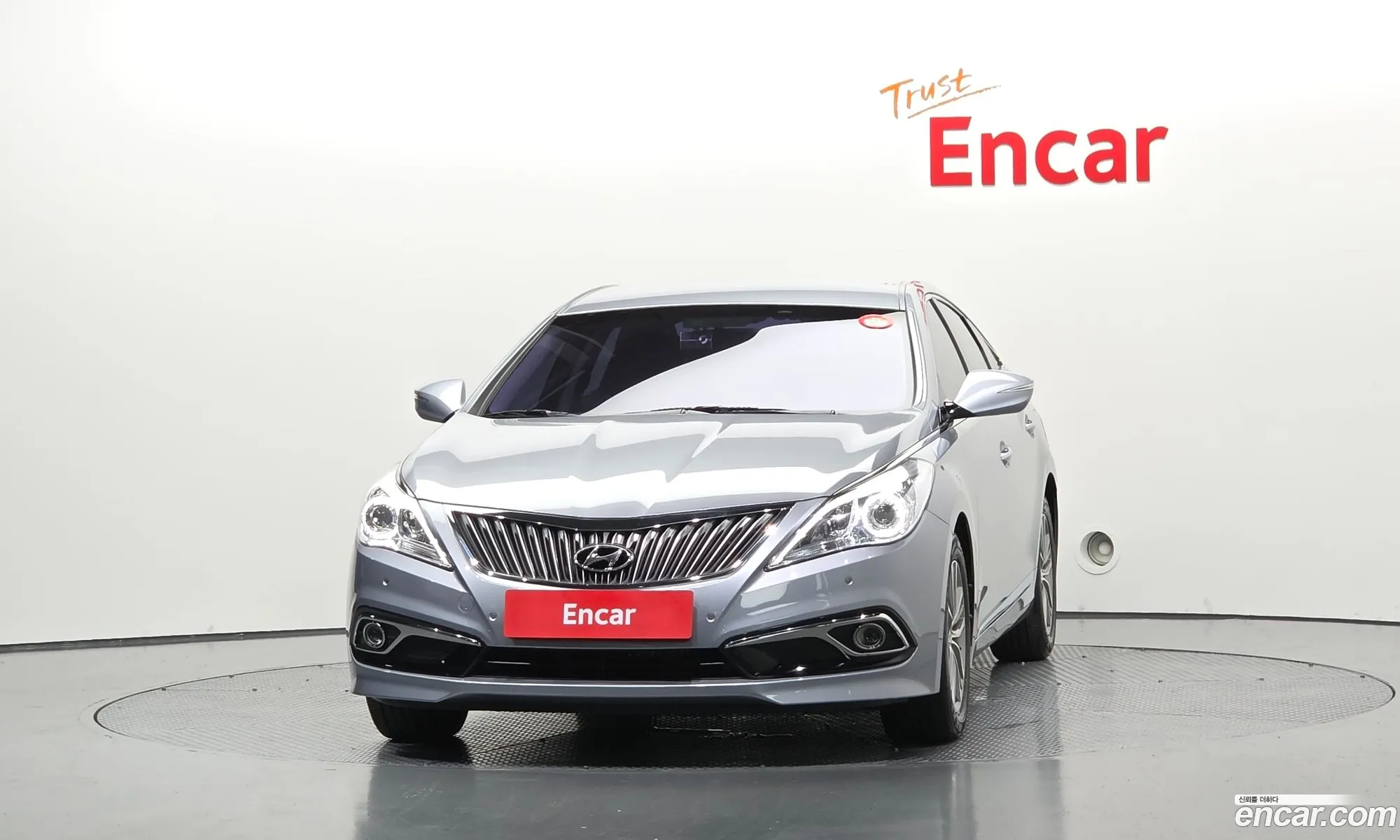 Hyundai Grandeur HG 2014 — 16