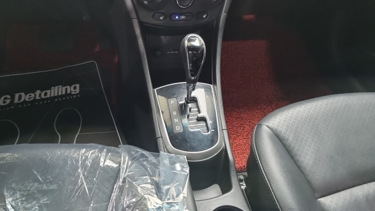 Hyundai Accent 2013 — 2
