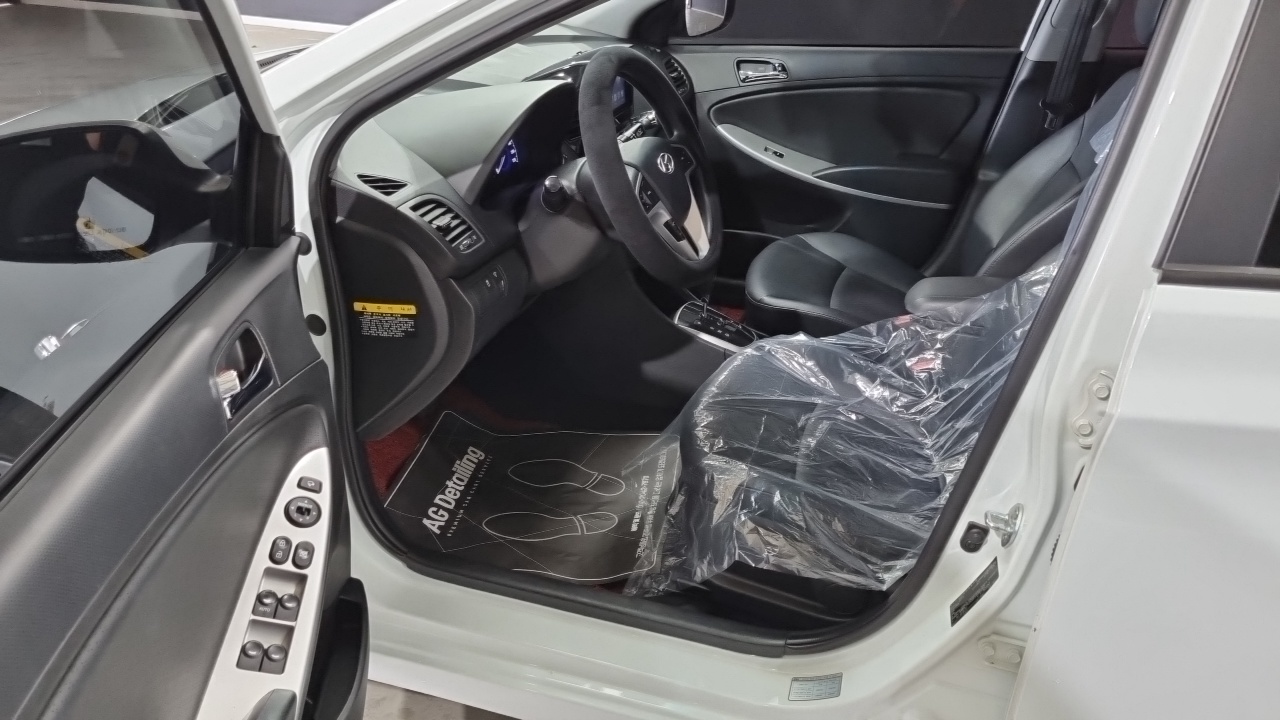 Hyundai Accent 2013 — 12