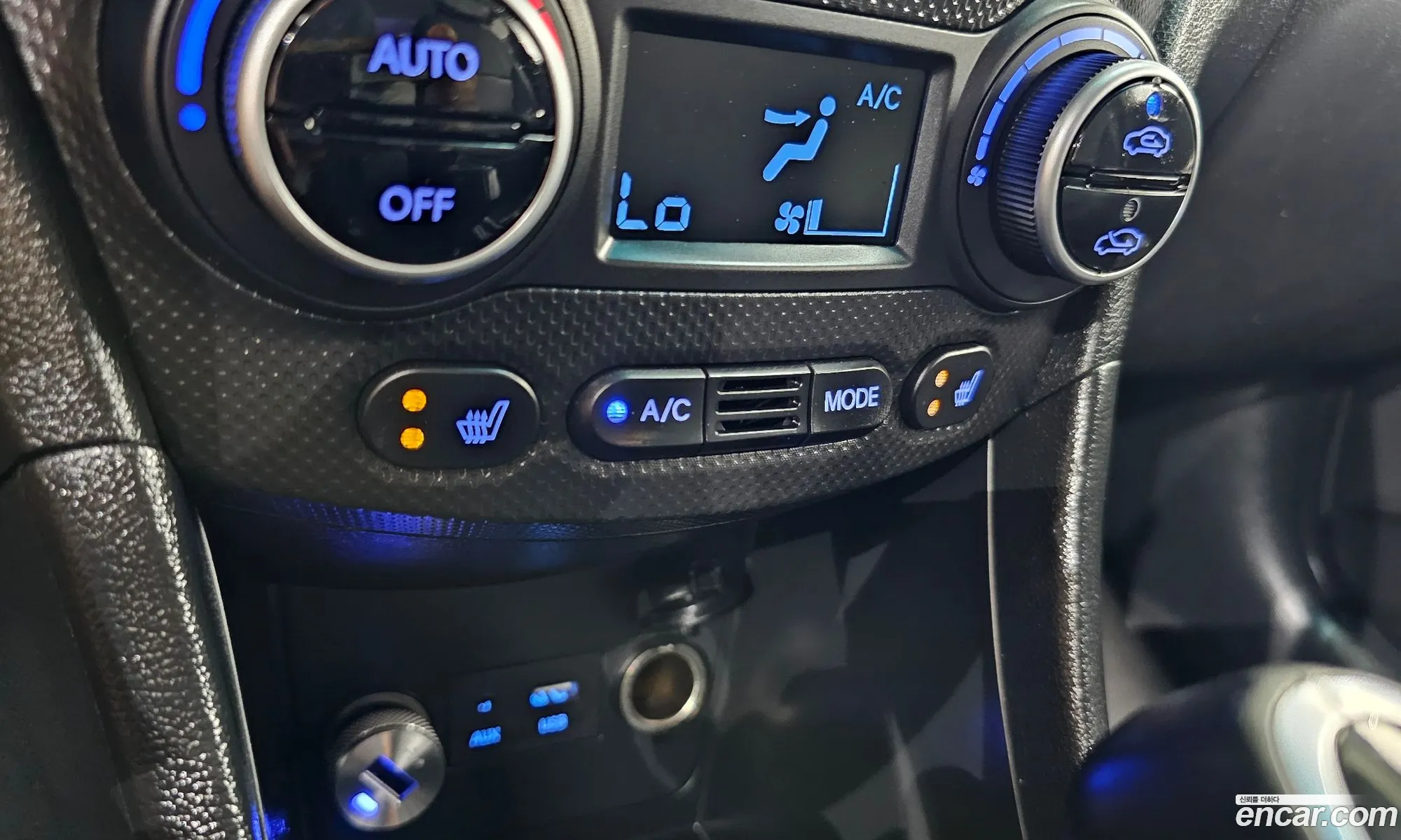 Hyundai Accent 2016 KMHCU41EBHU185153 — 17