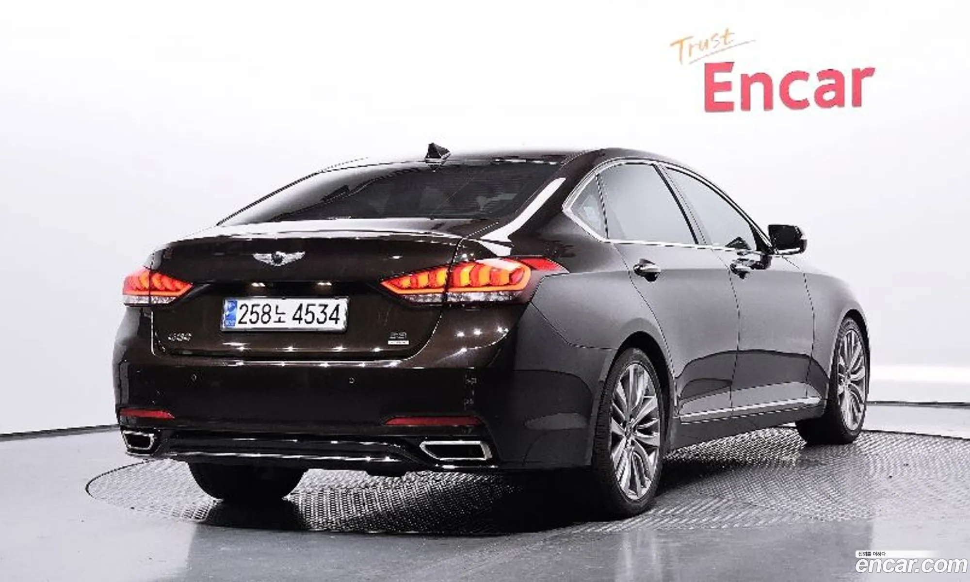 Genesis G80 2018 — 8