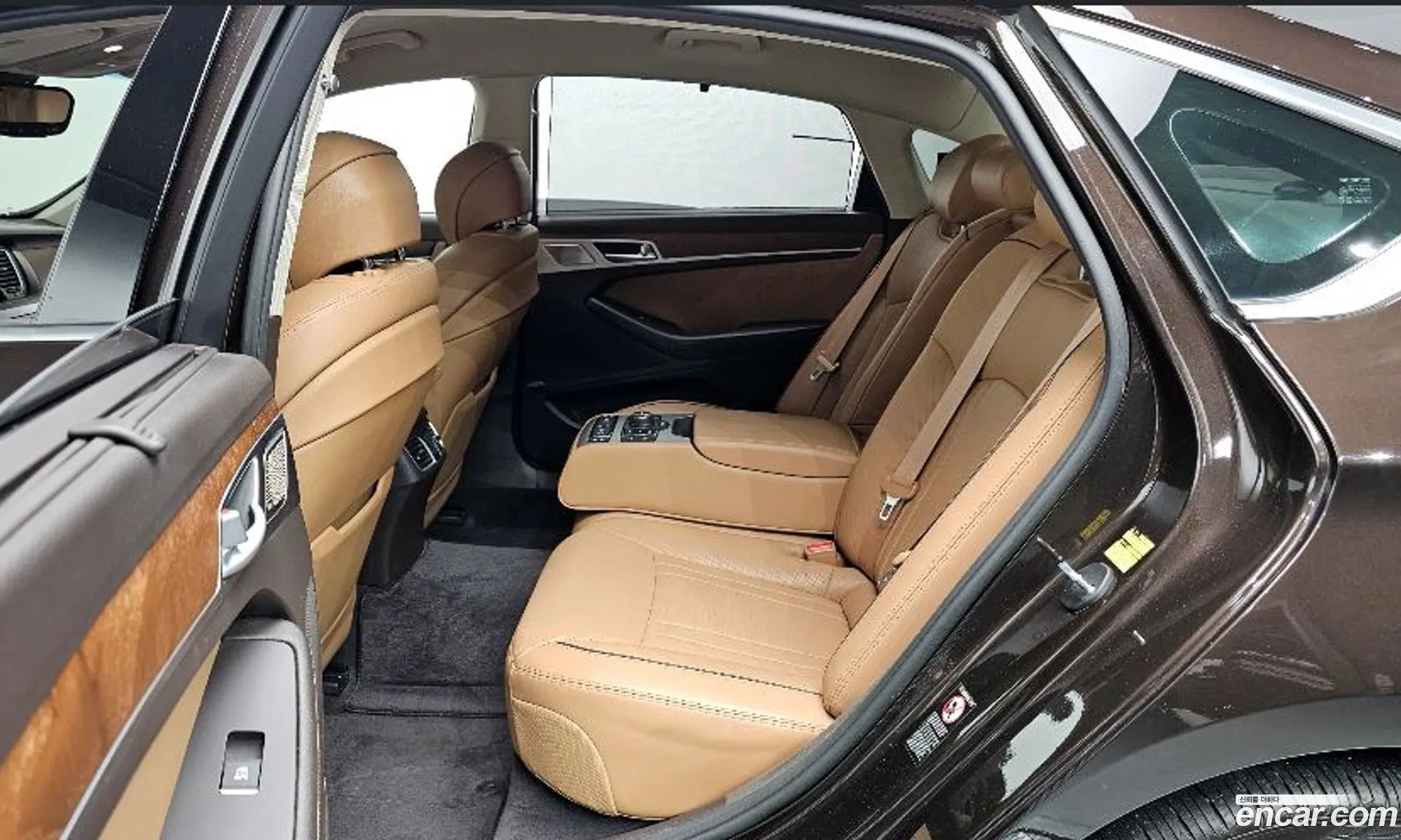 Genesis G80 2018 — 17