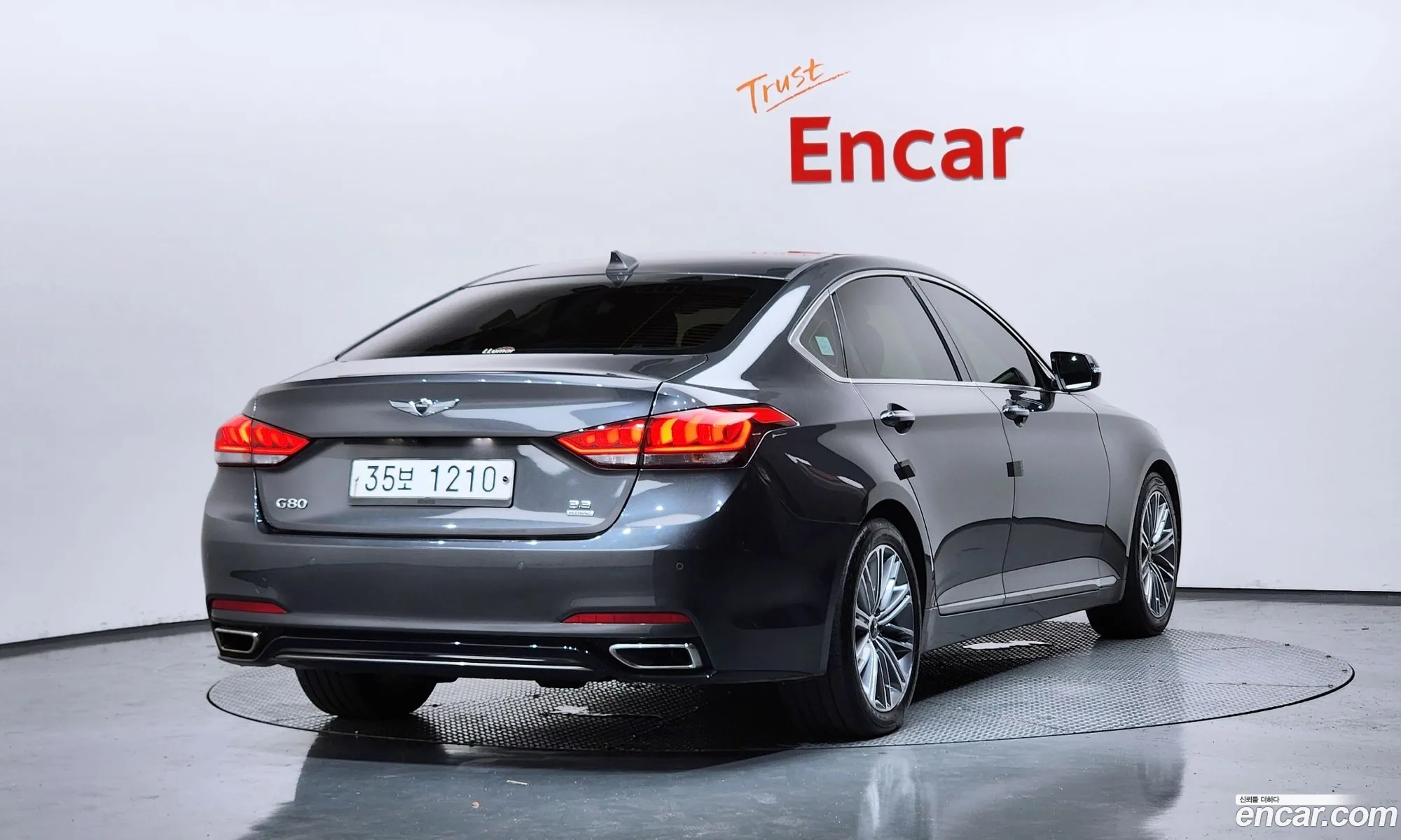 Genesis G80 2017 KMHGL41DDJU259627 — 8