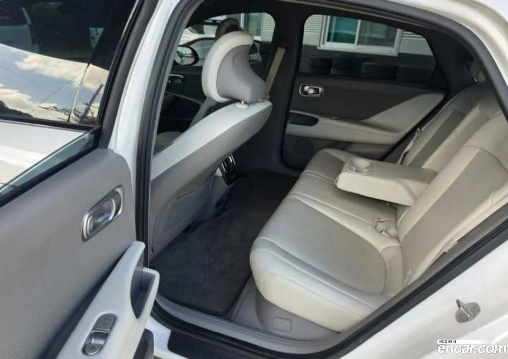 Hyundai Ioniq 6 2022 — 5