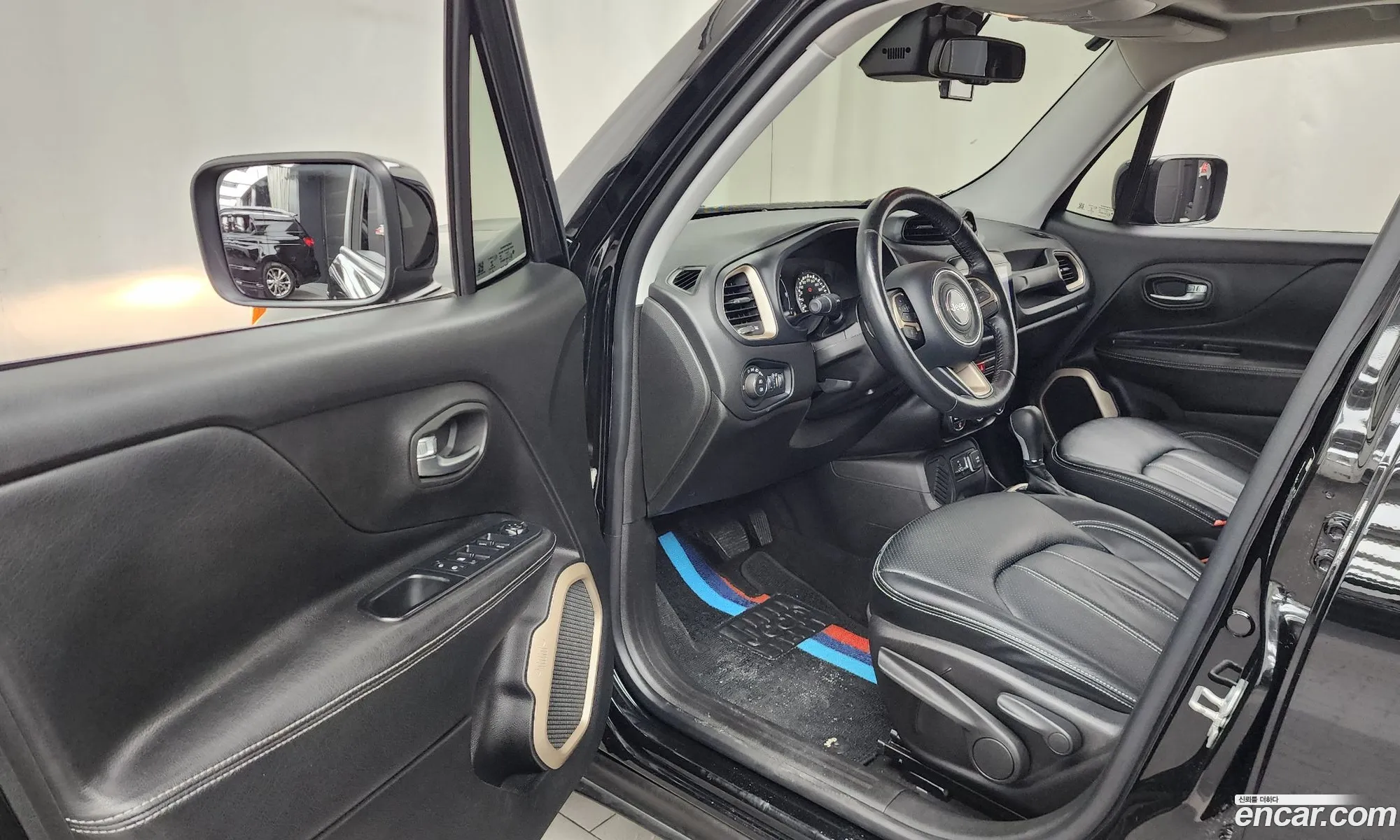 Jeep Renegade 2017 1C4BU0000HPF00276 — 10