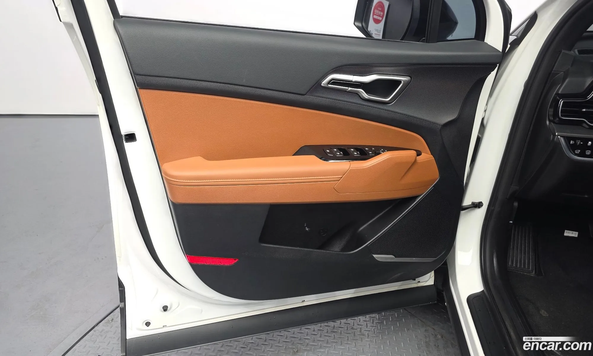 Kia Sportage Hybrid 2023 — 2