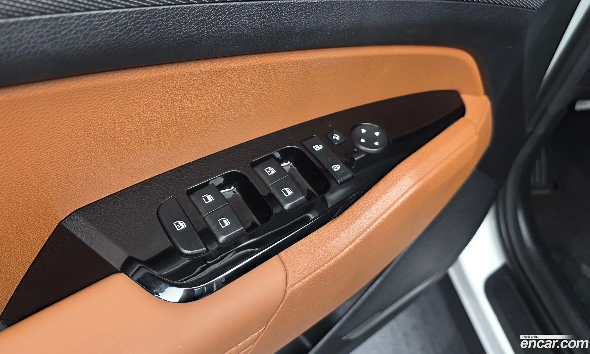 Kia Sportage Hybrid 2023 — 23