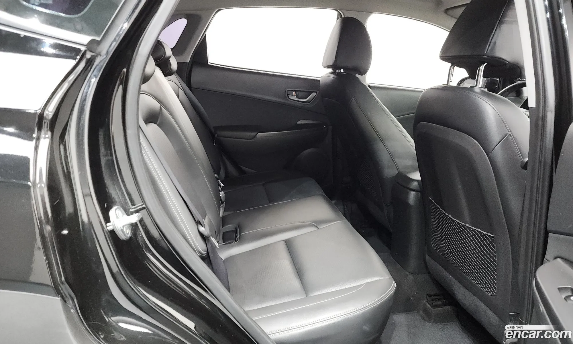Hyundai Kona 2018 — 17