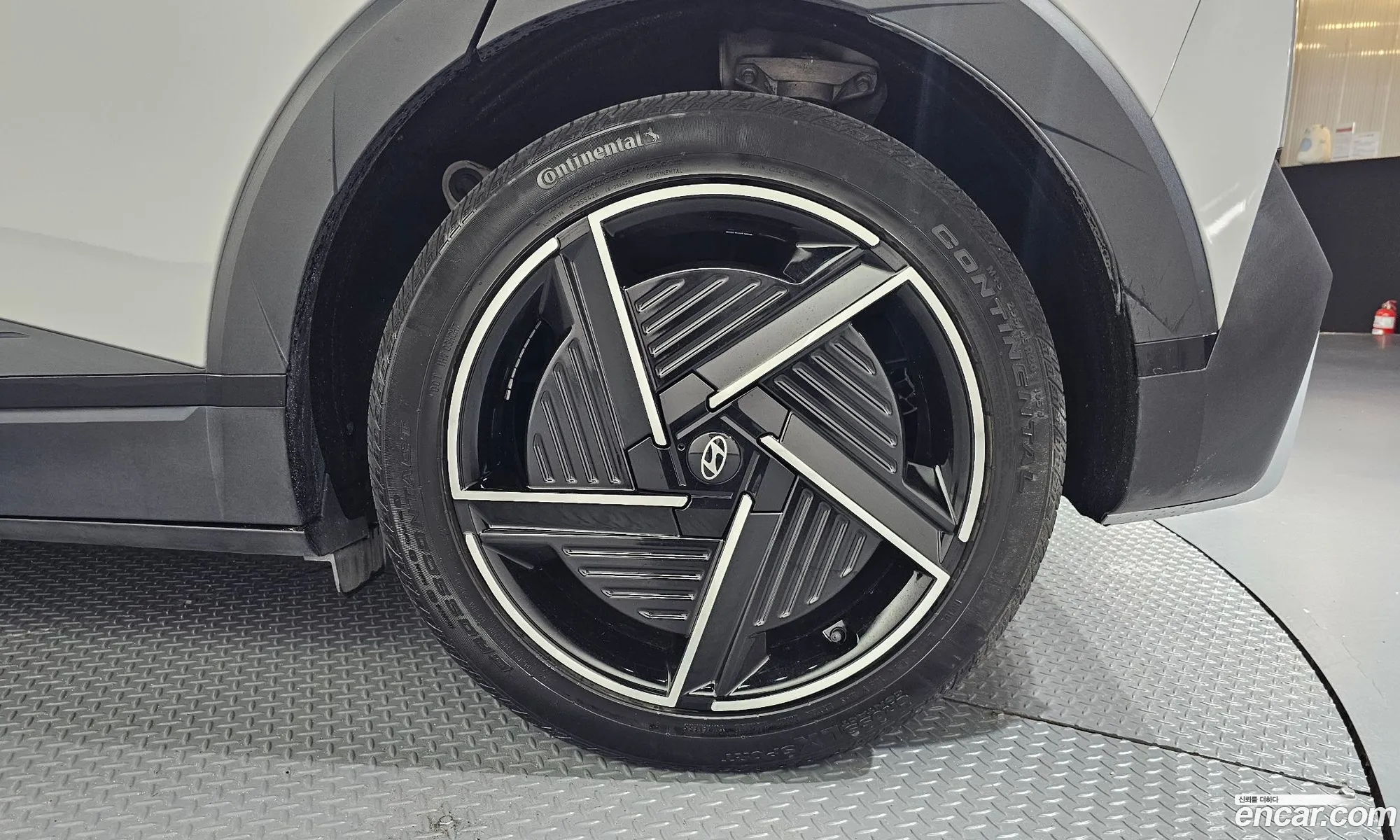 Hyundai Ioniq 5 2024 — 18