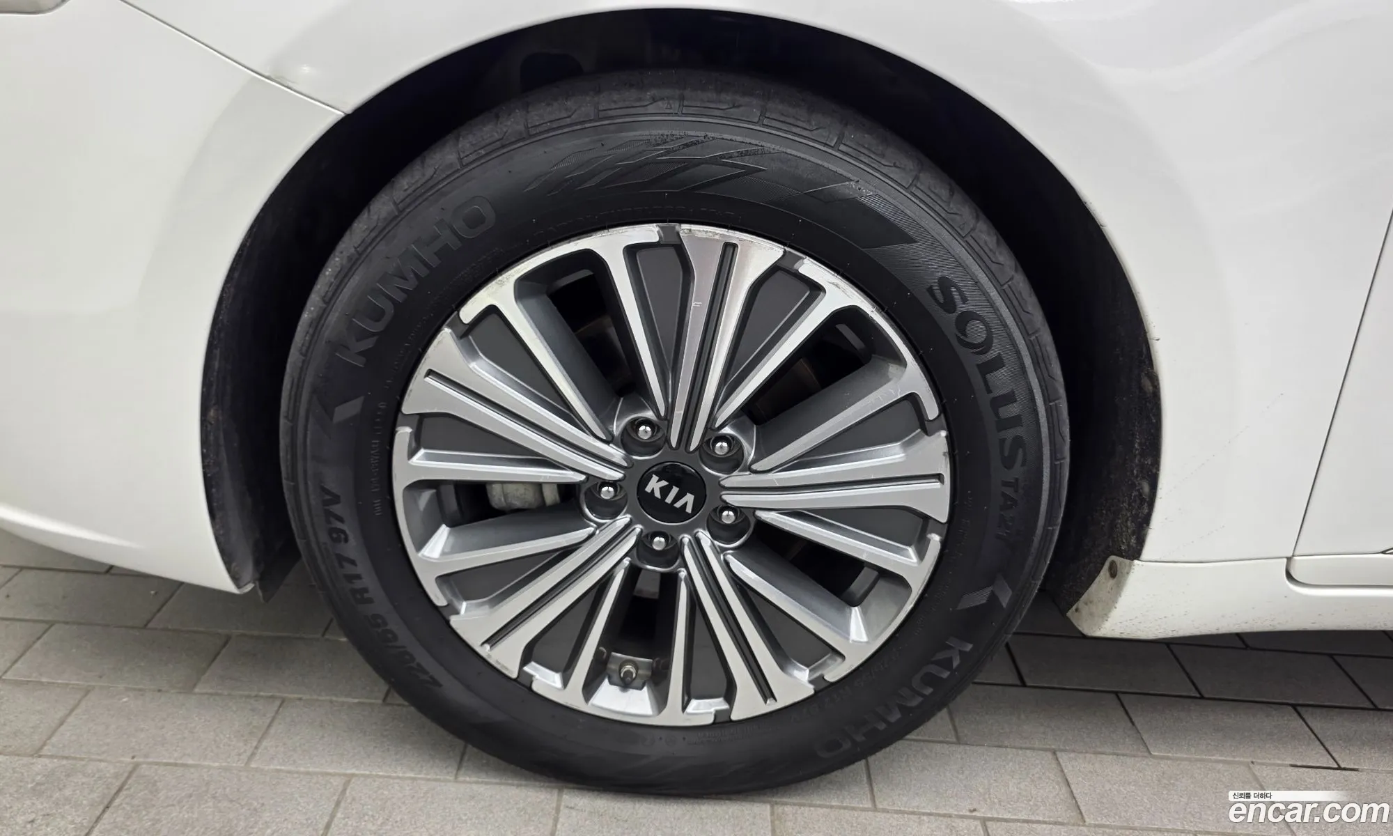 Kia K7 Hybrid 2019 — 15