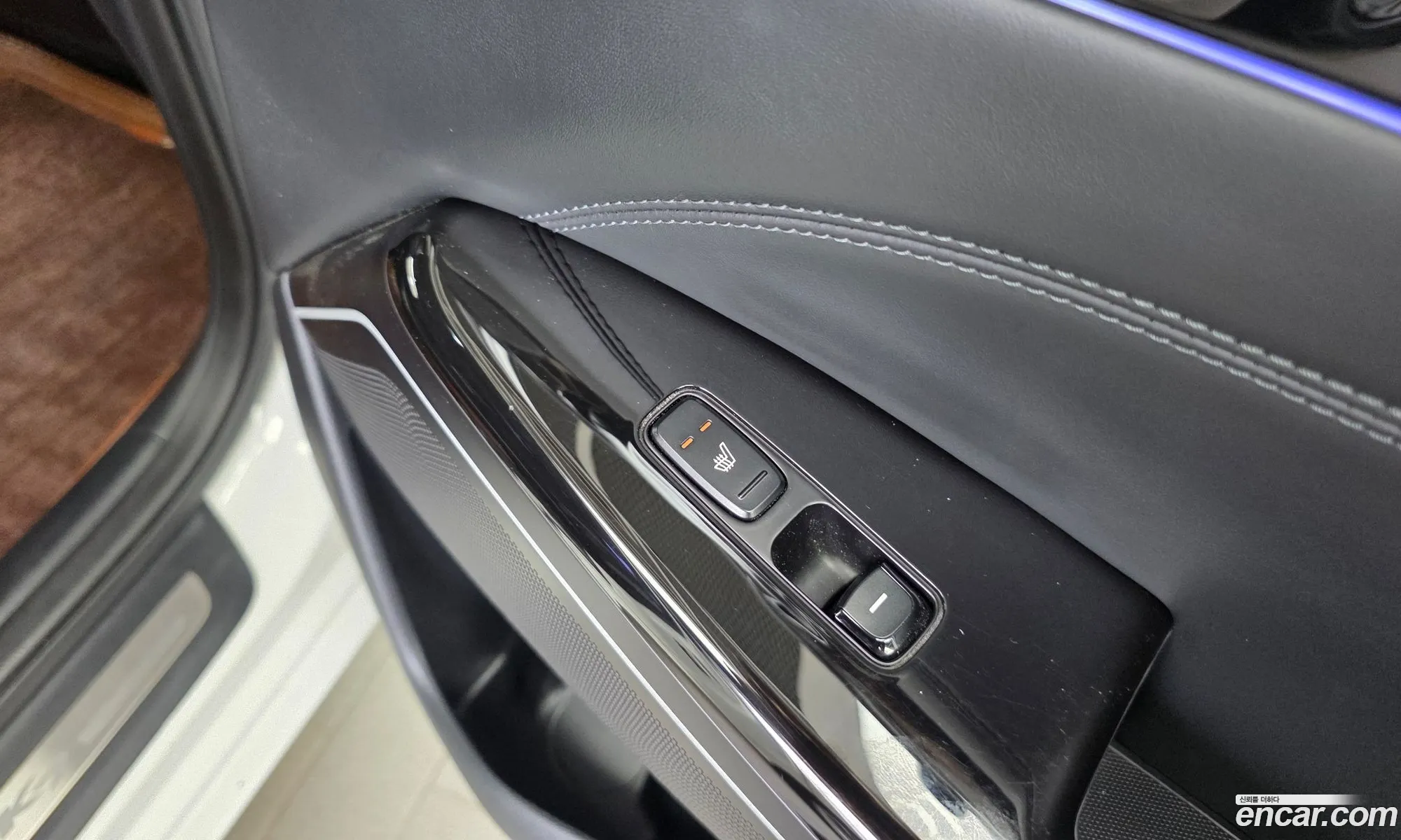 Kia K7 Hybrid 2019 — 26