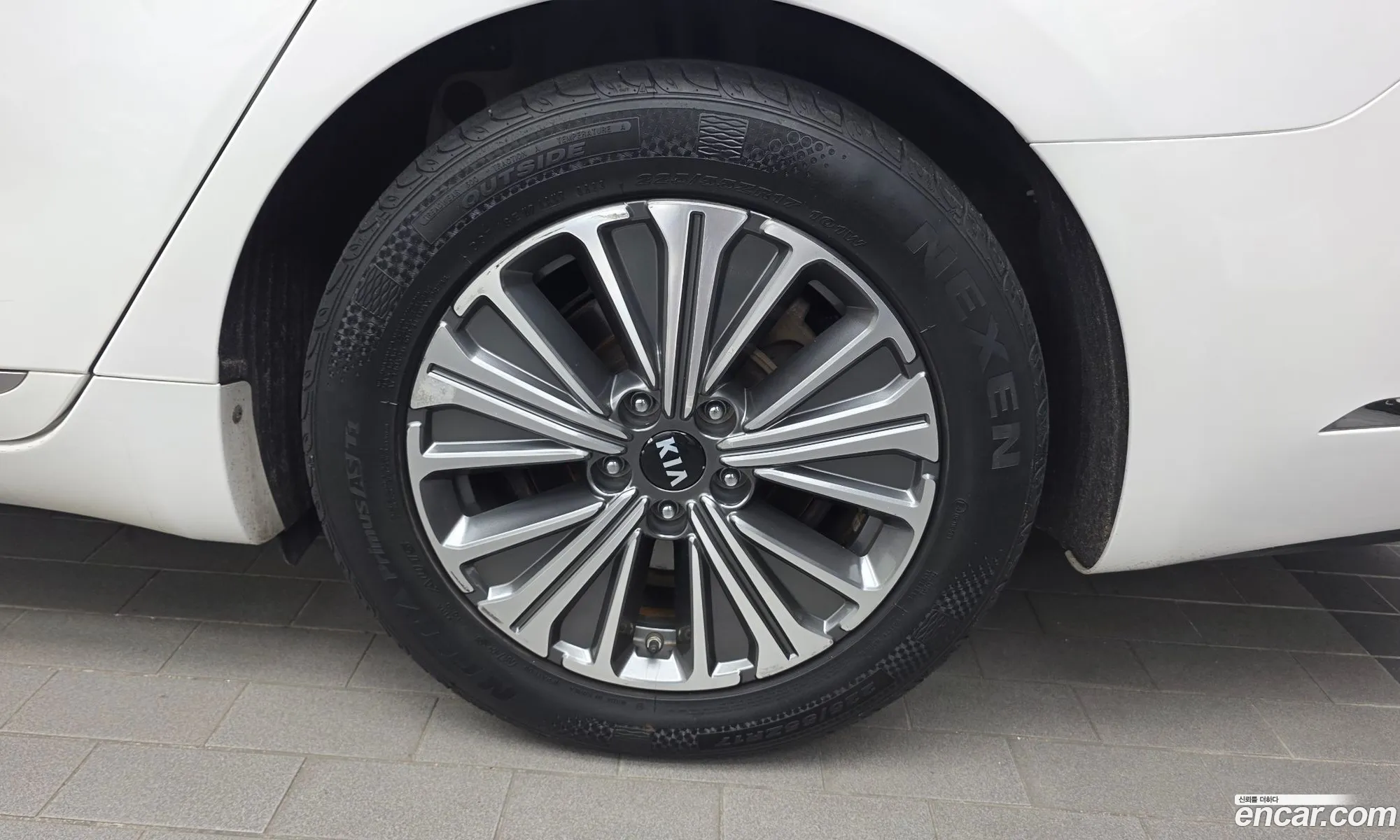 Kia K7 Hybrid 2019 — 3