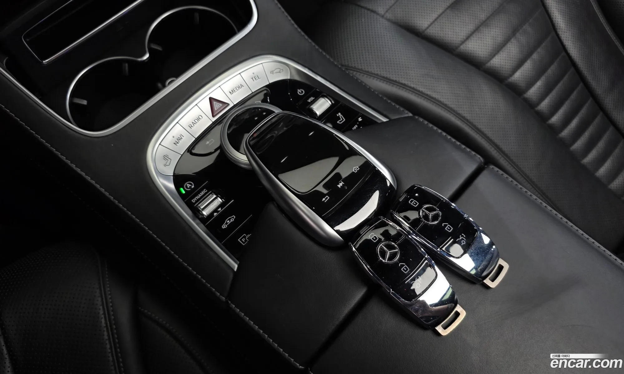 Mercedes-Benz S-Class W222 2020 — 24
