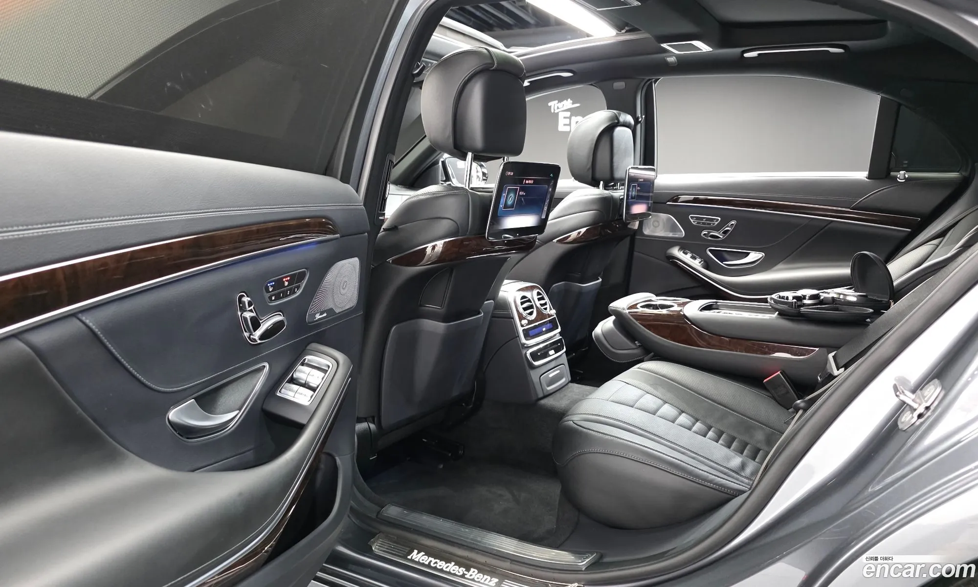 Mercedes-Benz S-Class W222 2020 — 18