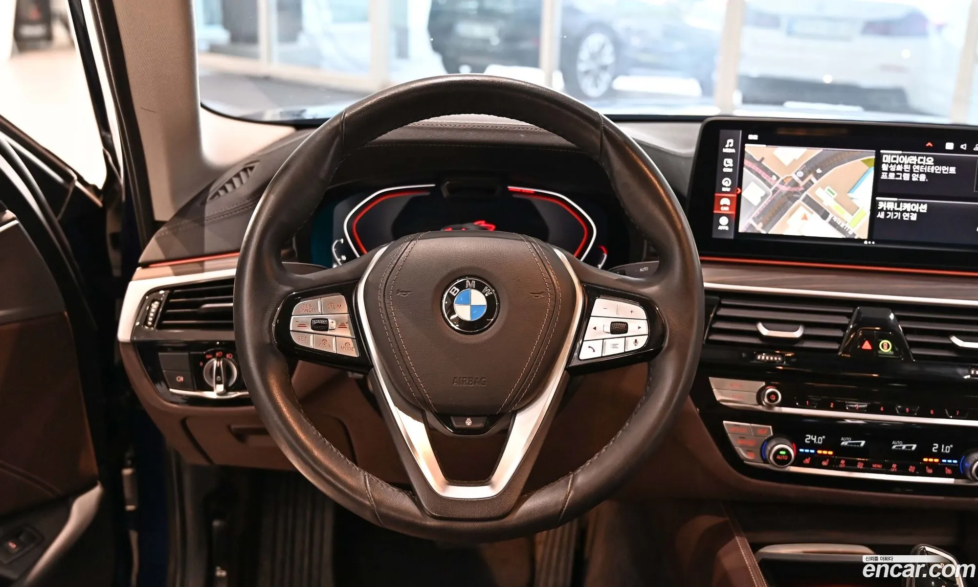 BMW 5 Series 2020 — 19