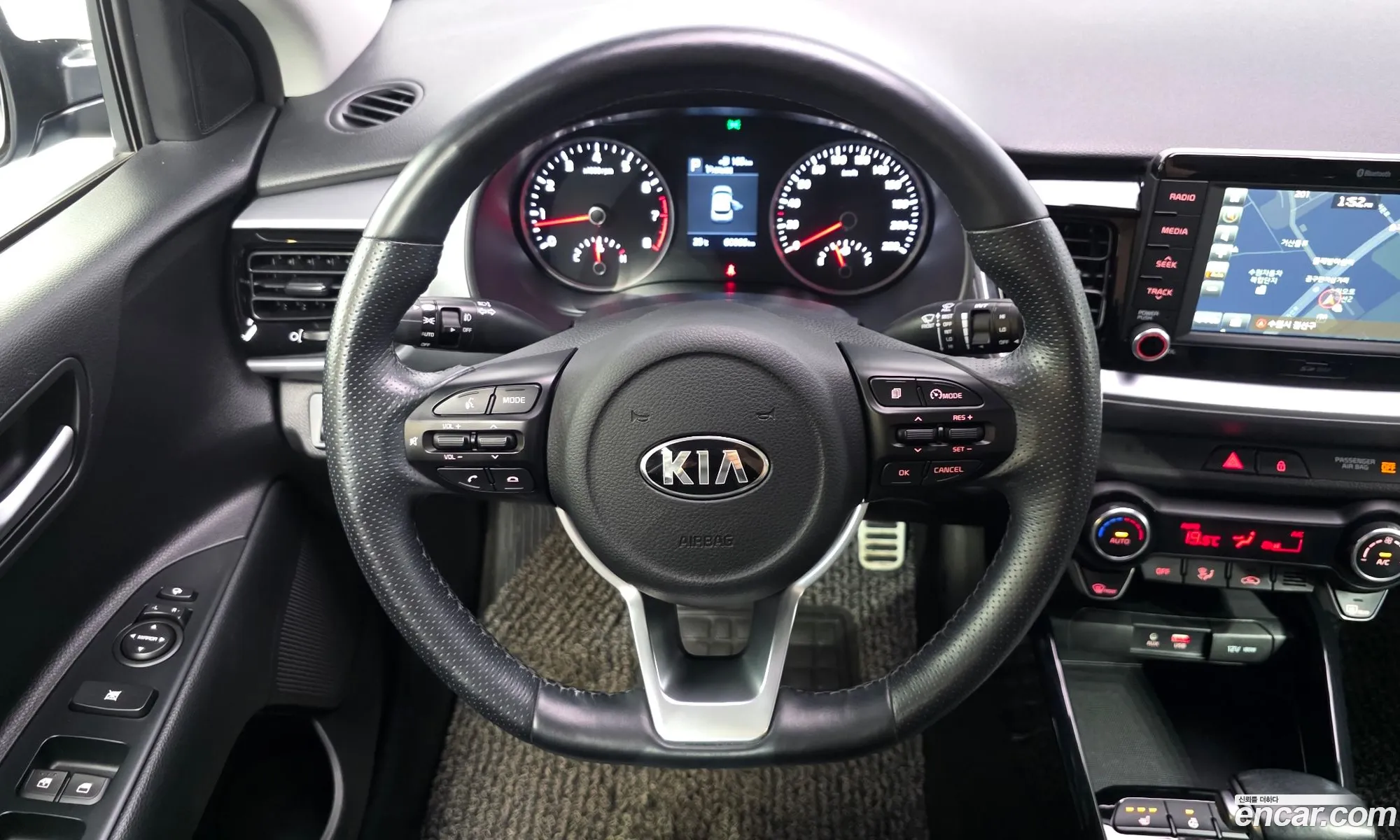 Kia Stonic 2018 KNADD814BJS137864 — 30