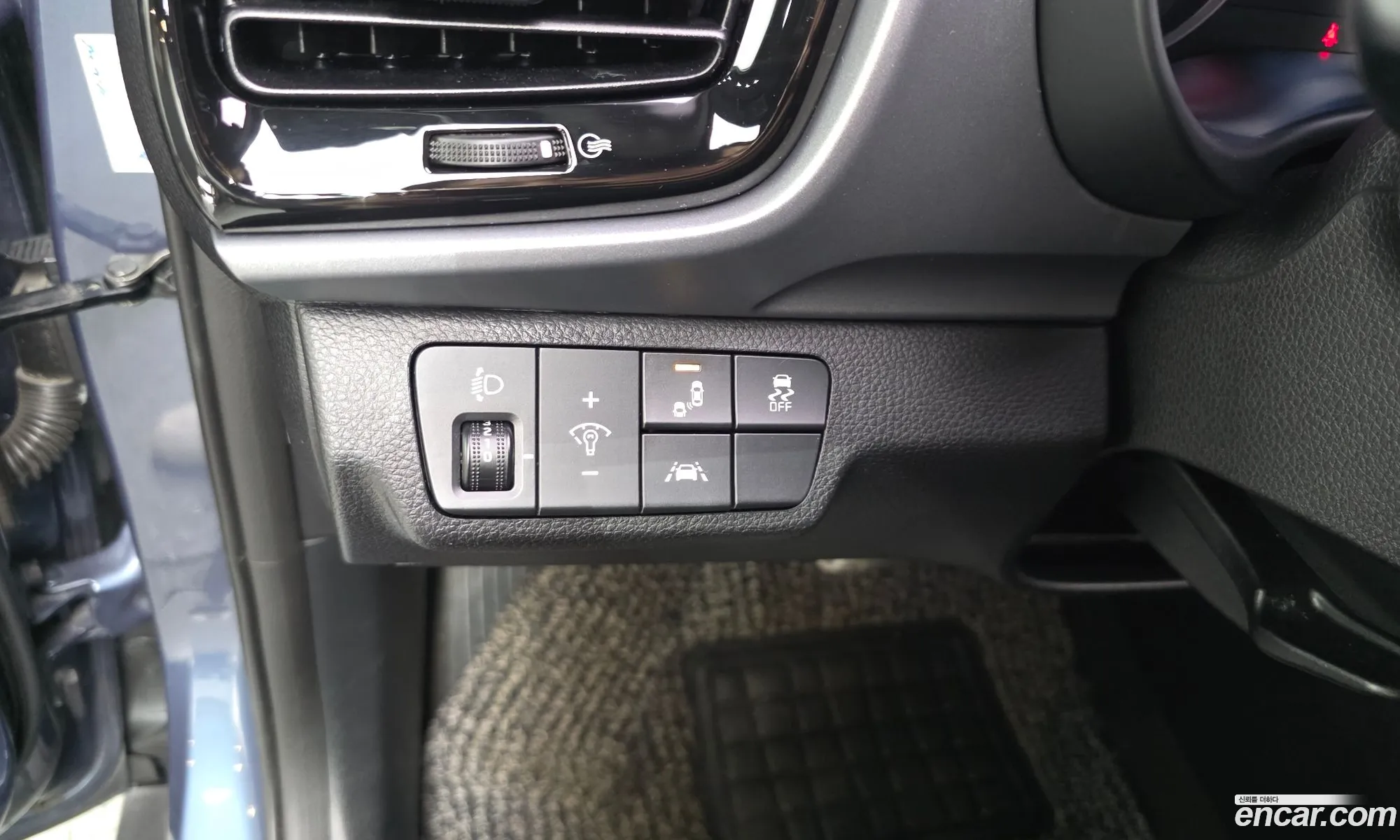 Kia Stonic 2018 KNADD814BJS137864 — 21