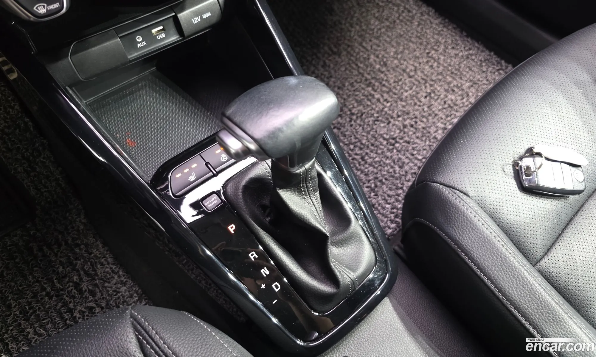 Kia Stonic 2018 KNADD814BJS137864 — 17