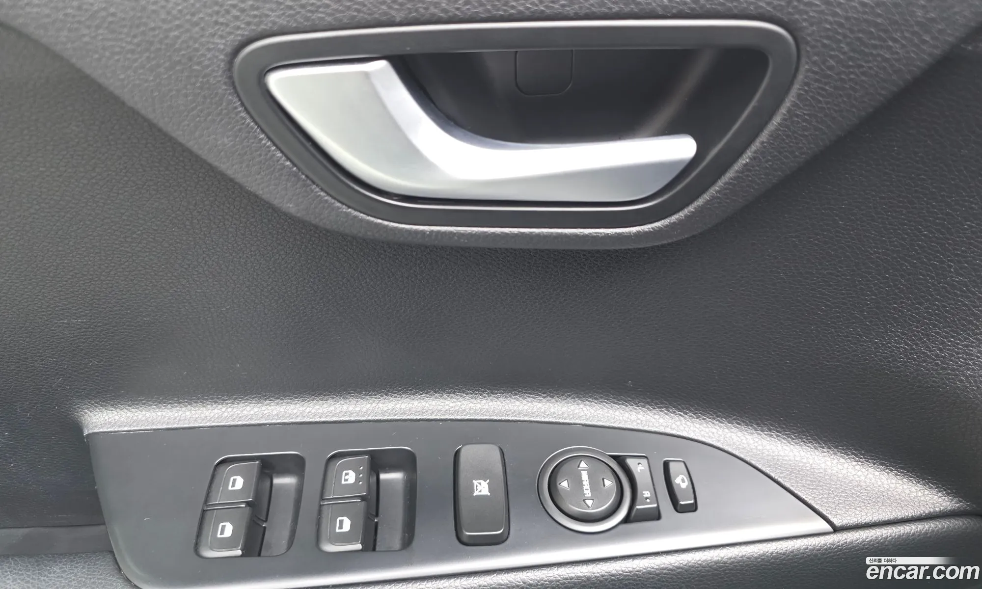Kia Stonic 2018 KNADD814BJS137864 — 15